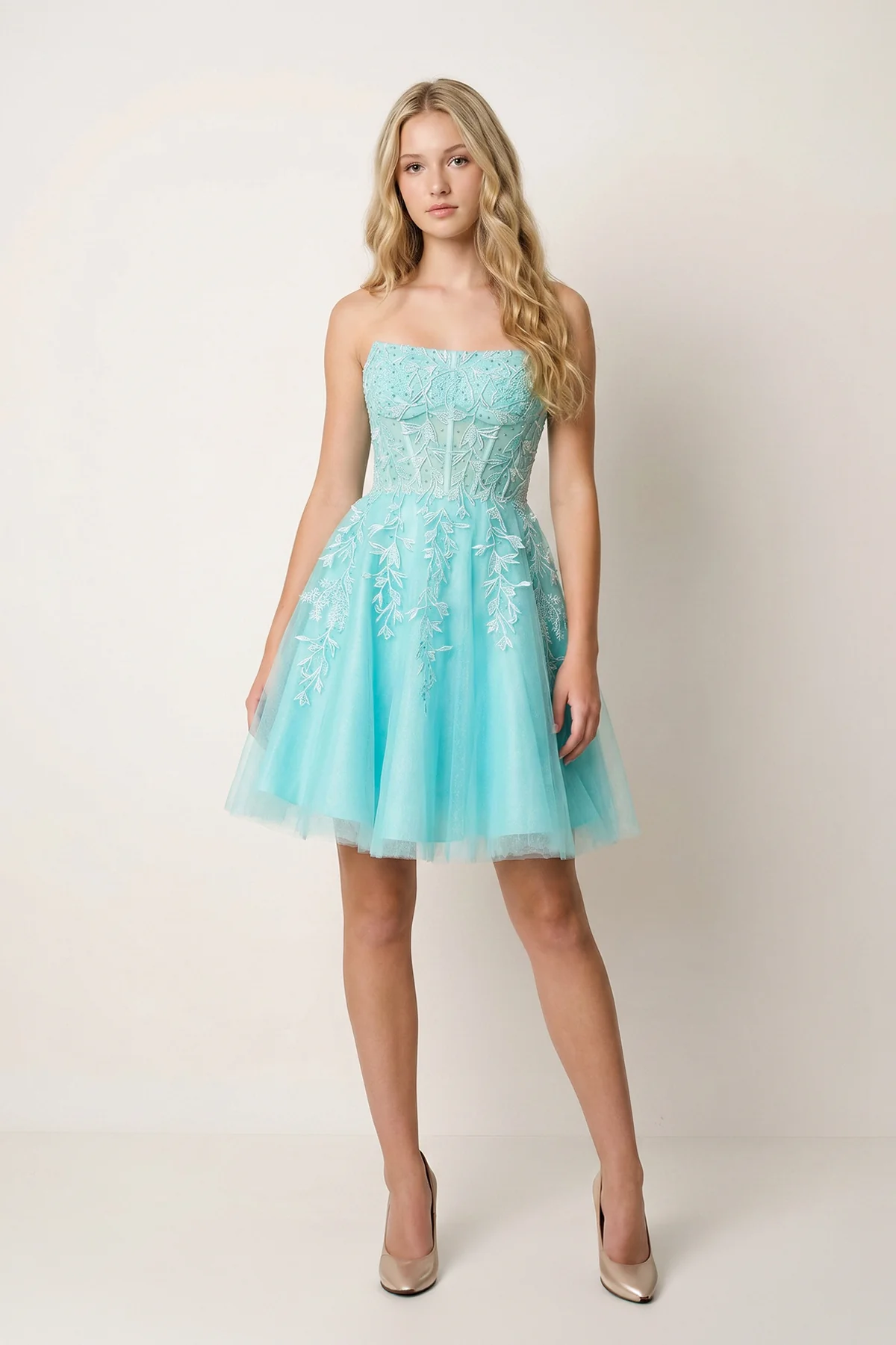 A-Line Tulle Lace Homecoming Dress with Appliques