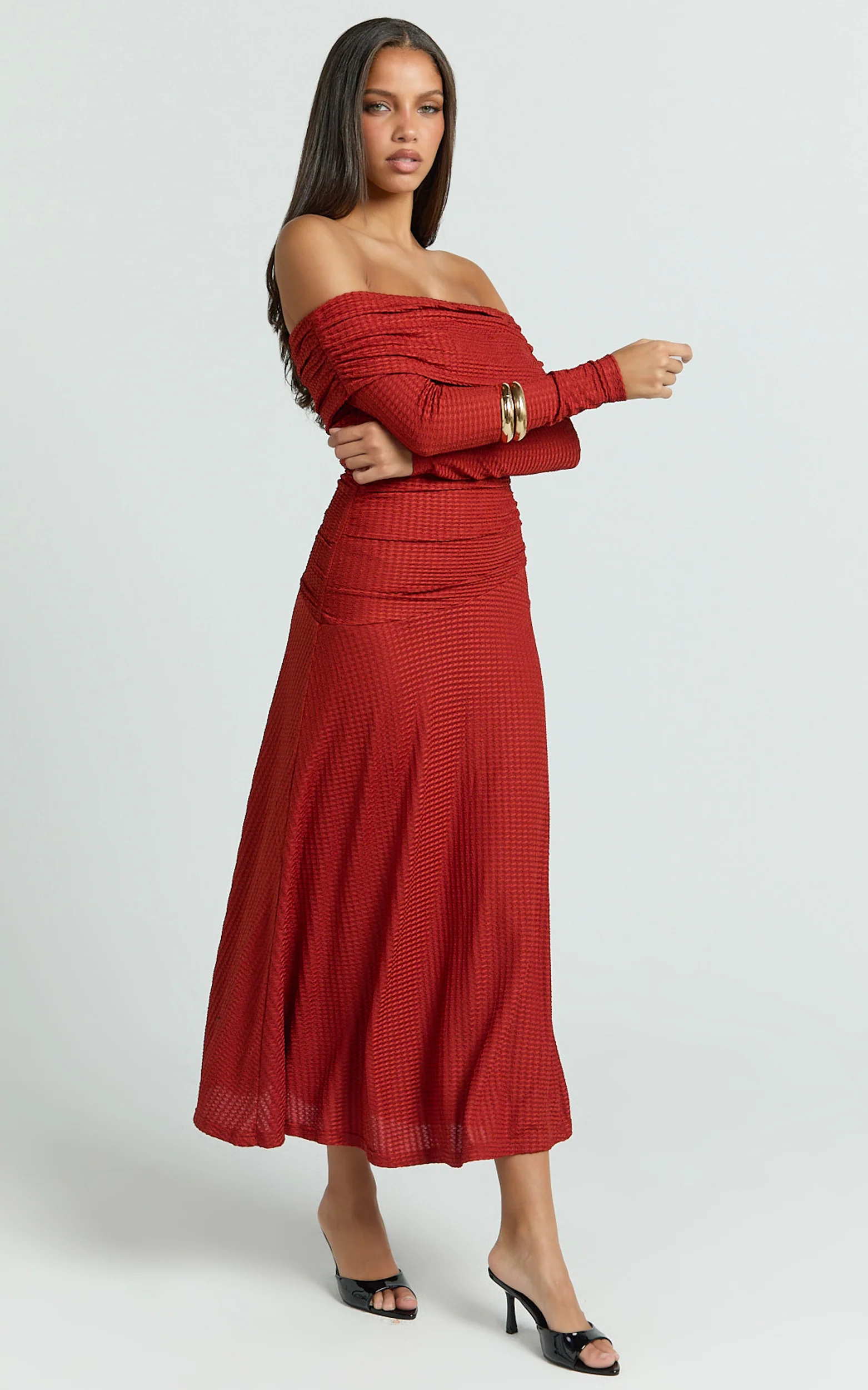 Perla Midi Dress - Off The Shoulder Sleeve Drop Waist Dress in Red