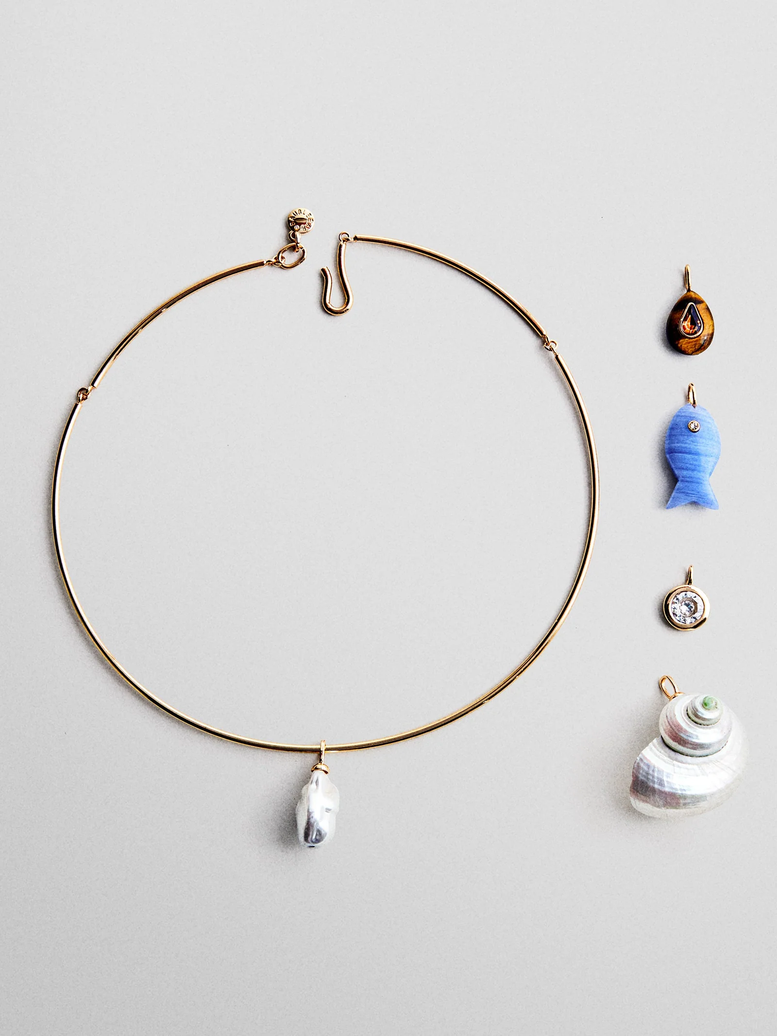 Kacey Removable Charm Collar Necklace - Gold/Pearl