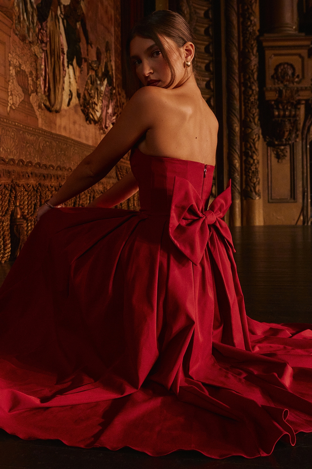 berry strapless detachable bow midi dress