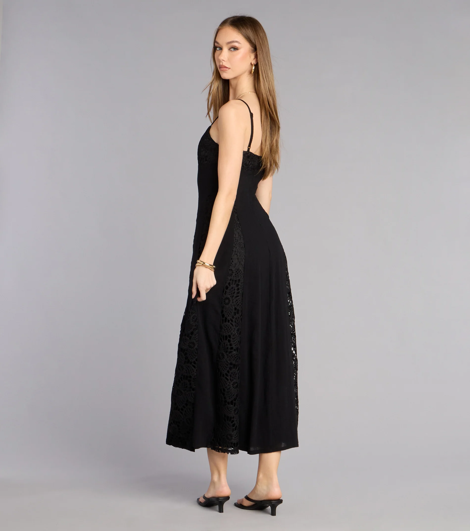 Soft Spoken Statement Linen V Neck Maxi Dress