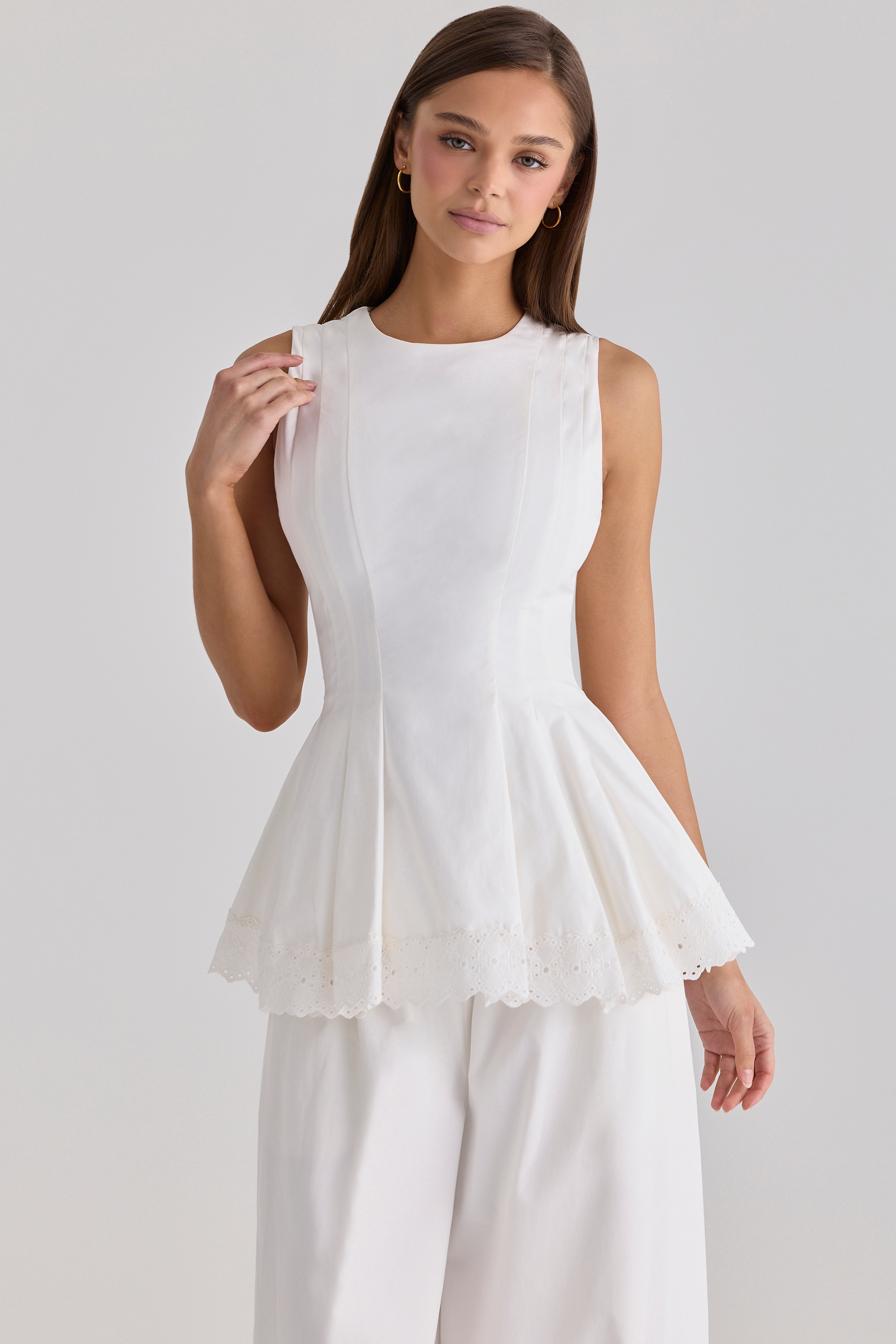 white cotton fitted lace-trim top