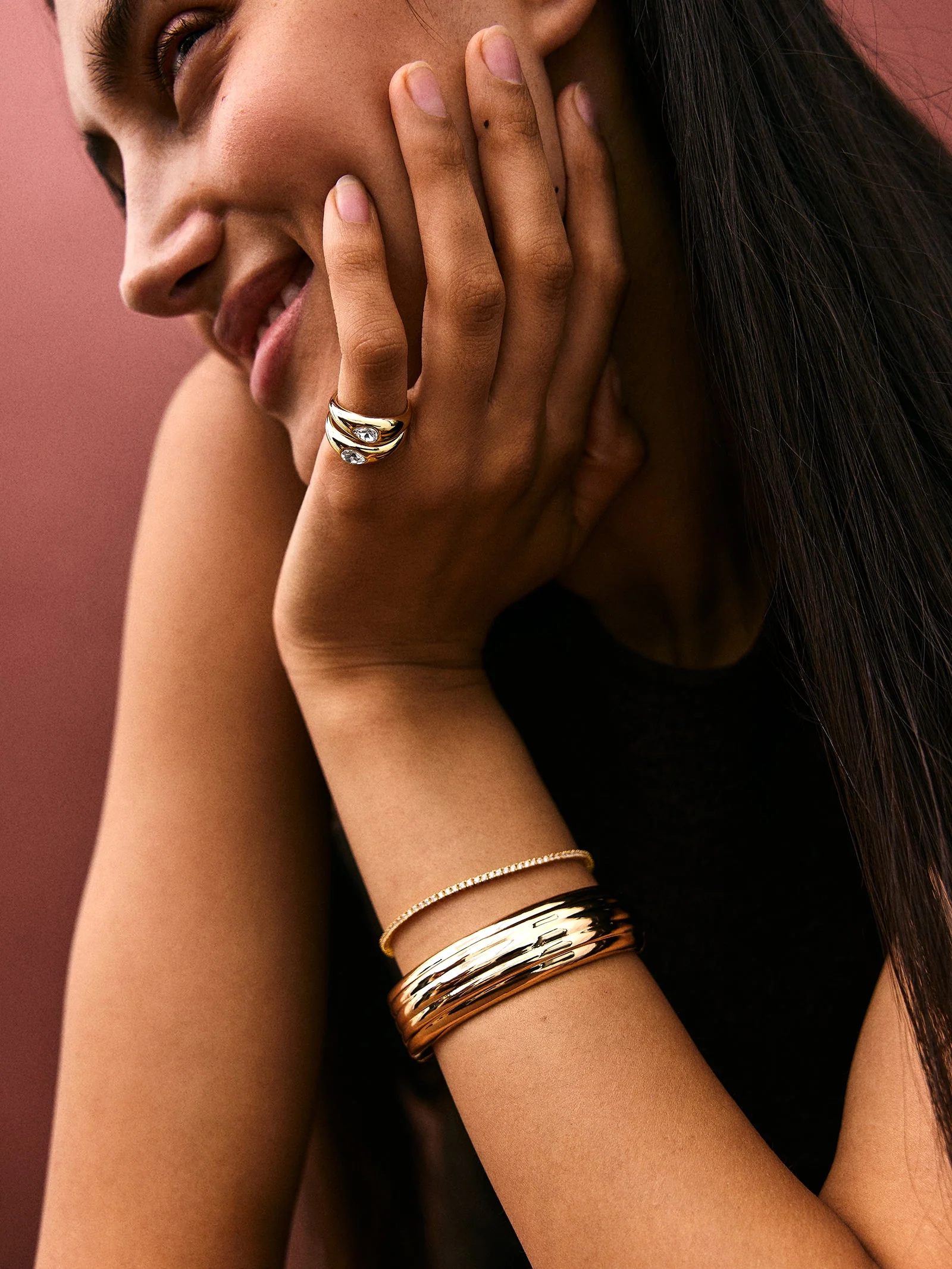 Odessa Hinge Bangle Bracelet - Gold