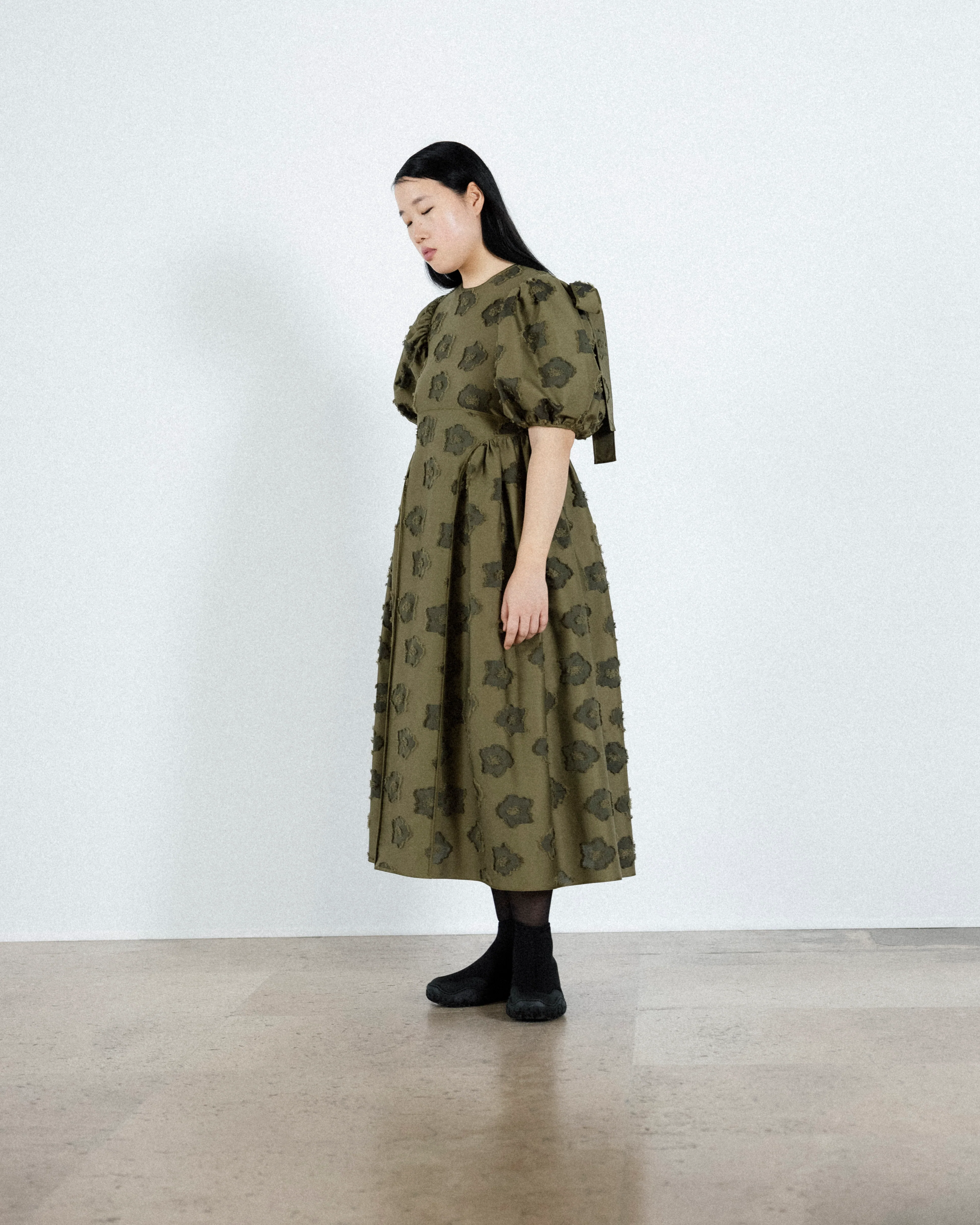 FINNEGAN | DRESS ARPINA FIL-COUP… OLIVE - luluinthesky