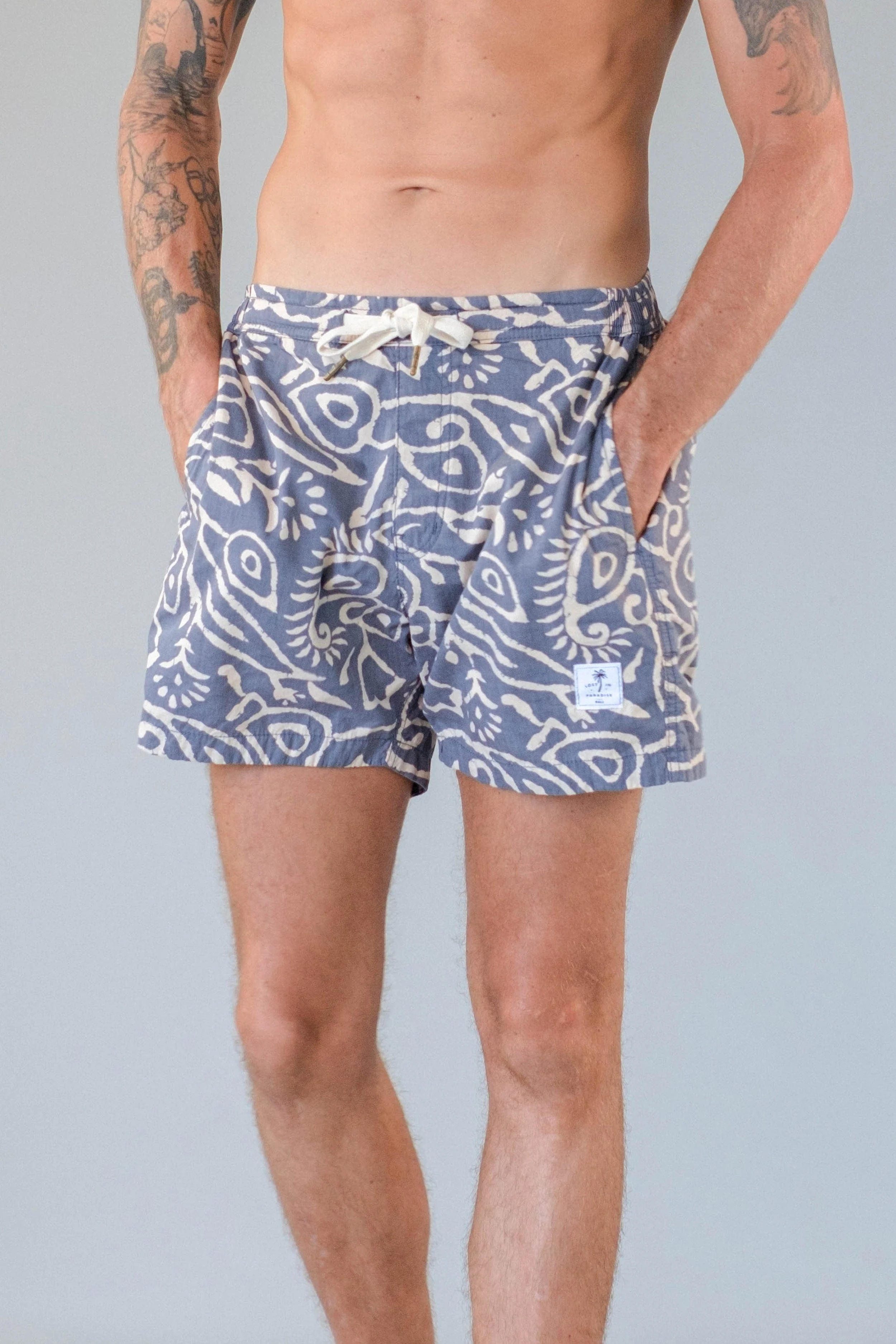 Sumba Short