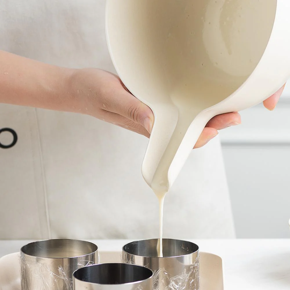 Vogeelle Large Mixing Bowl and Colander Set - Off White