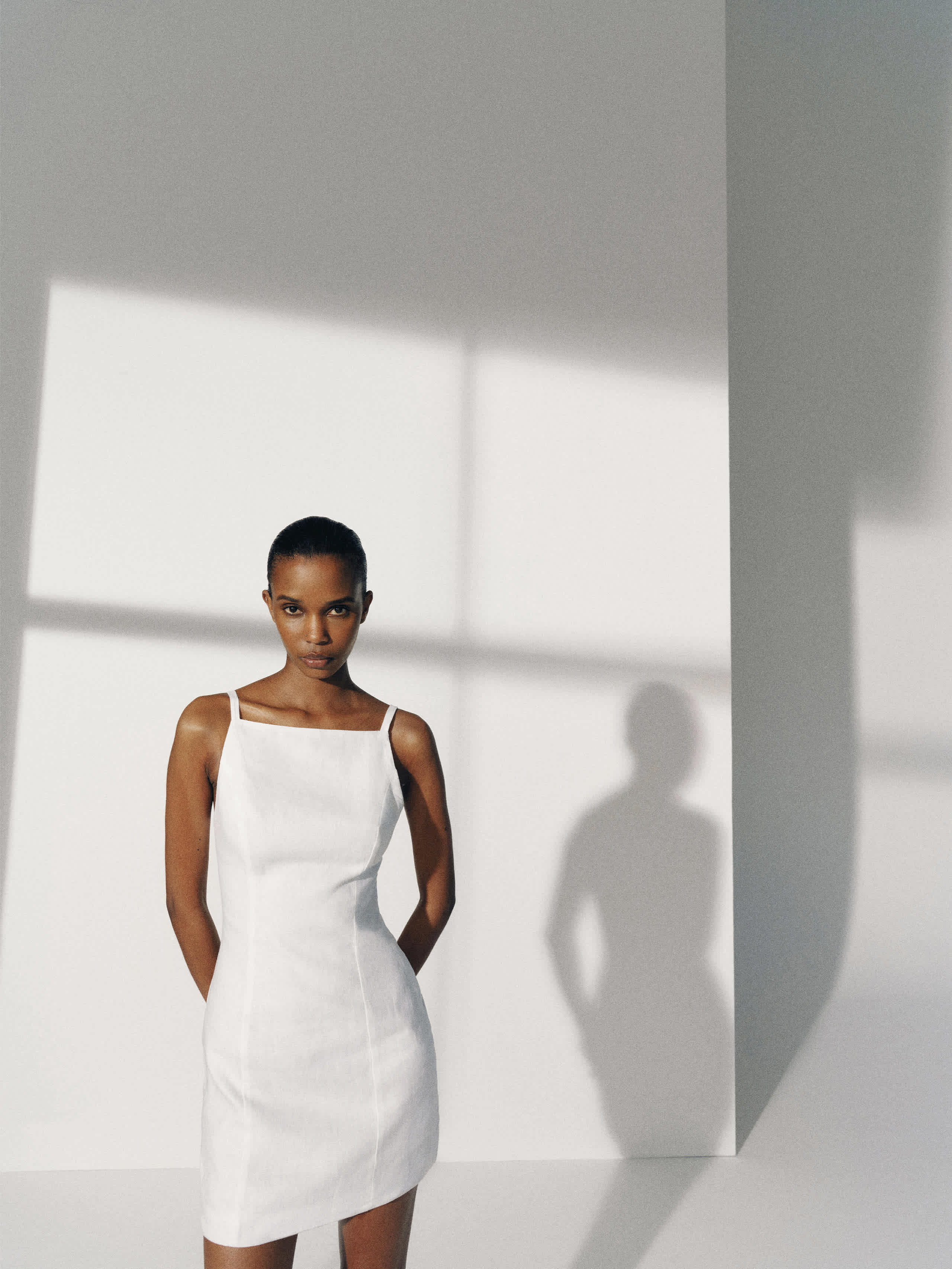 Mora Linen Dress