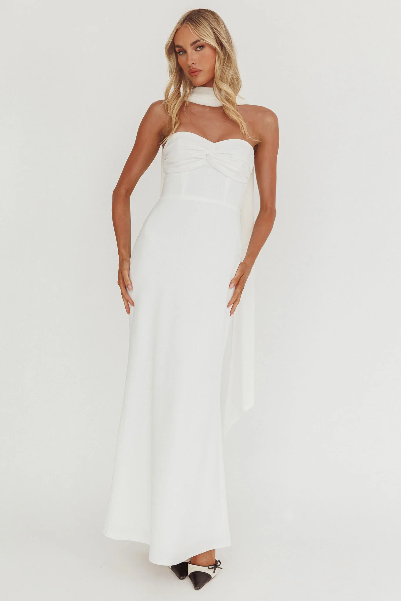 Of The Night Twist Bust Maxi Dress White
