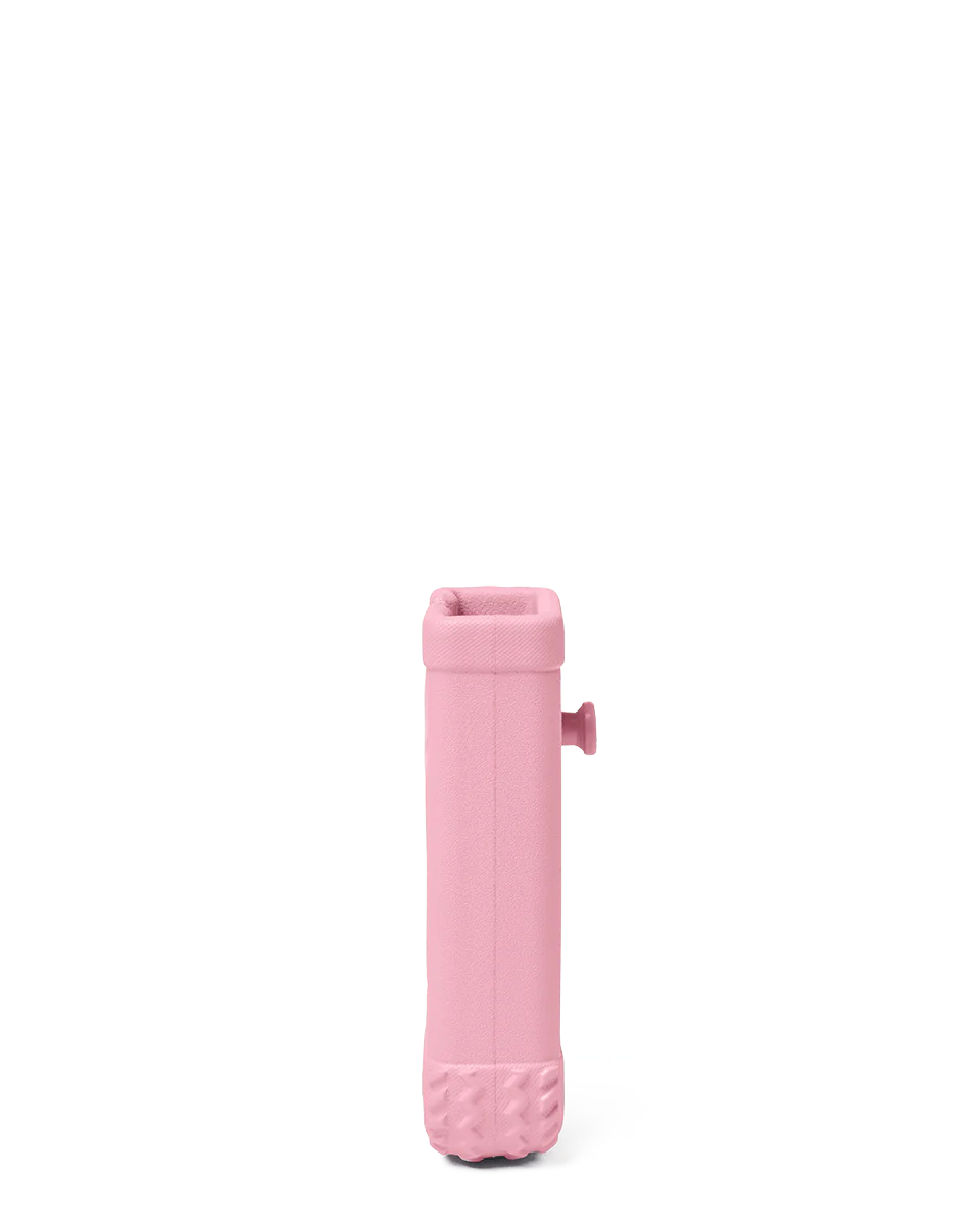 Call Me Bogg - blowing PINK bubbles