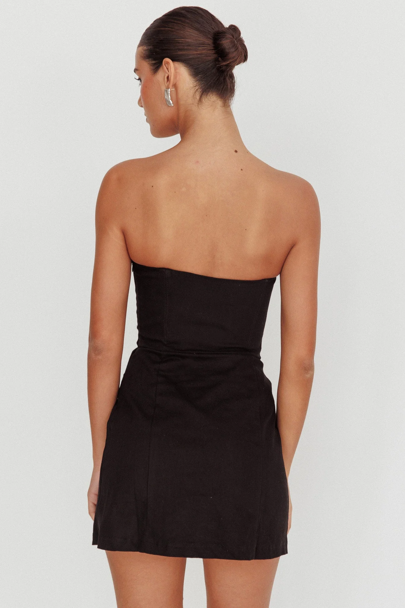 Luann Scoop Neckline Strapless Mini Dress Black - luluinthesky