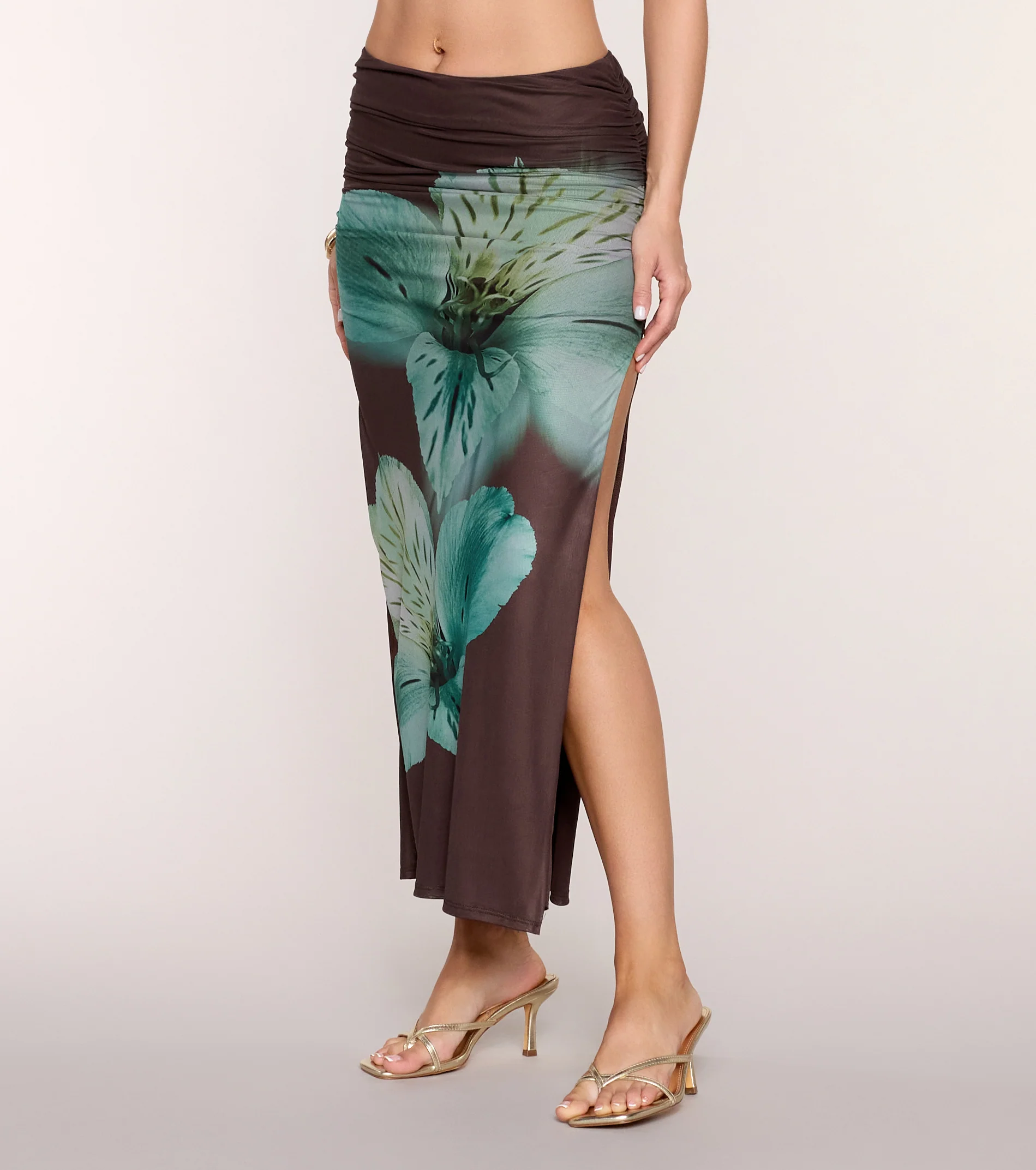Vacay-Coded Tropical Floral Print Maxi Skirt