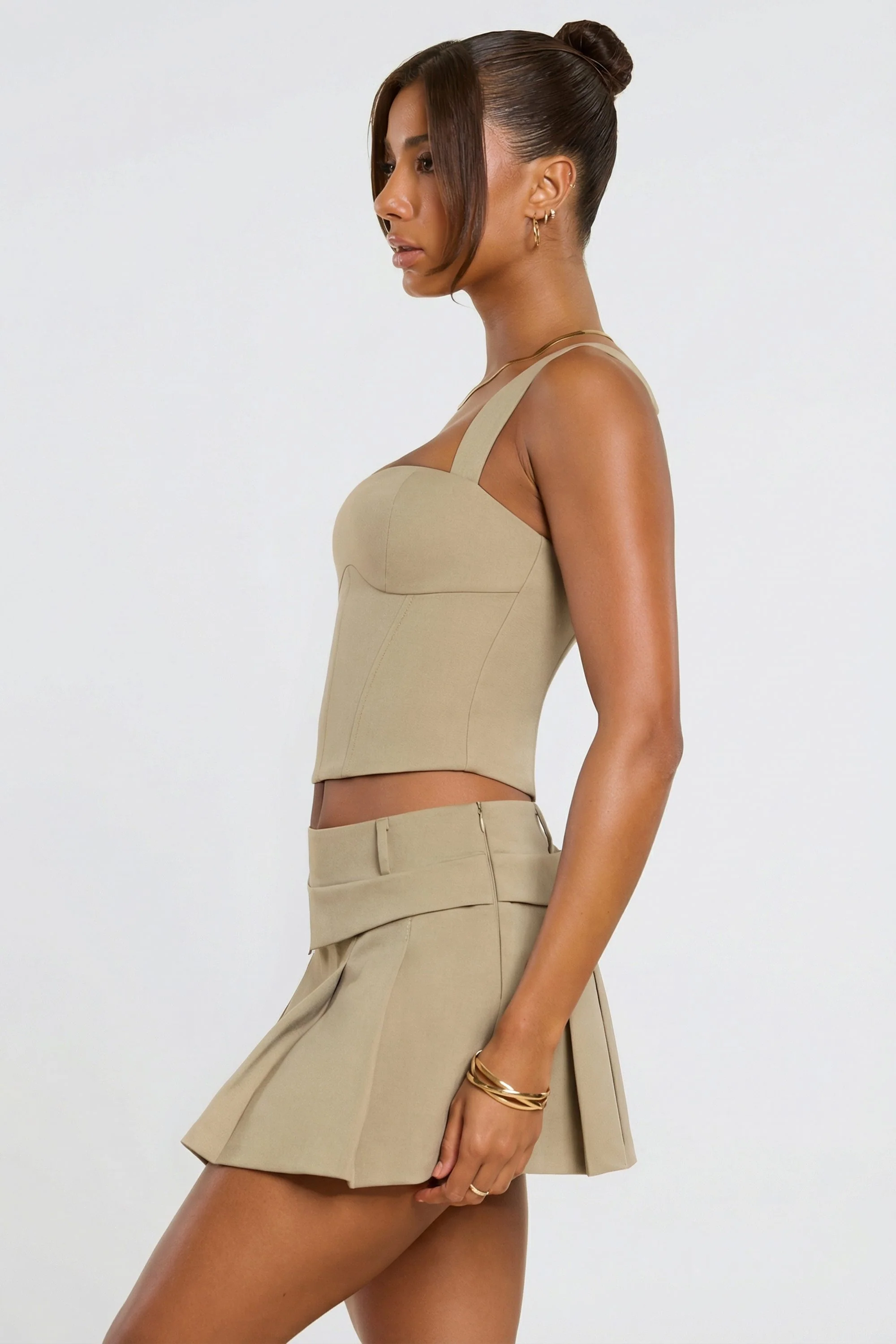 Brushed Twill Mid Rise Pleated Micro Mini Skirt in Taupe