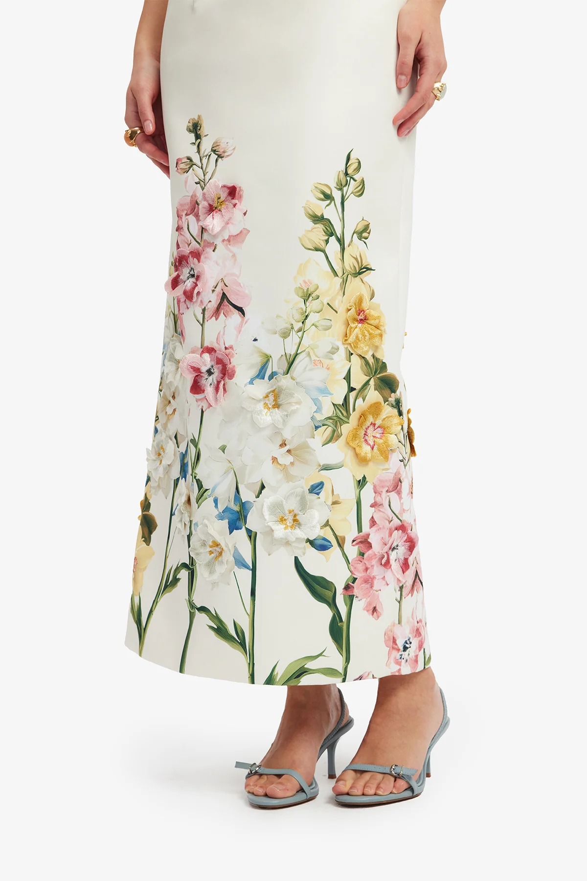Rayna Embroidered Maxi Dress - Snapdragon Print in Snow