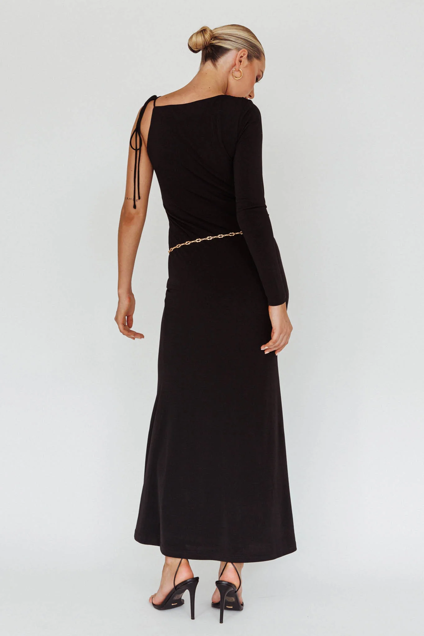 Star Walker One Sleeve Maxi Dress Black