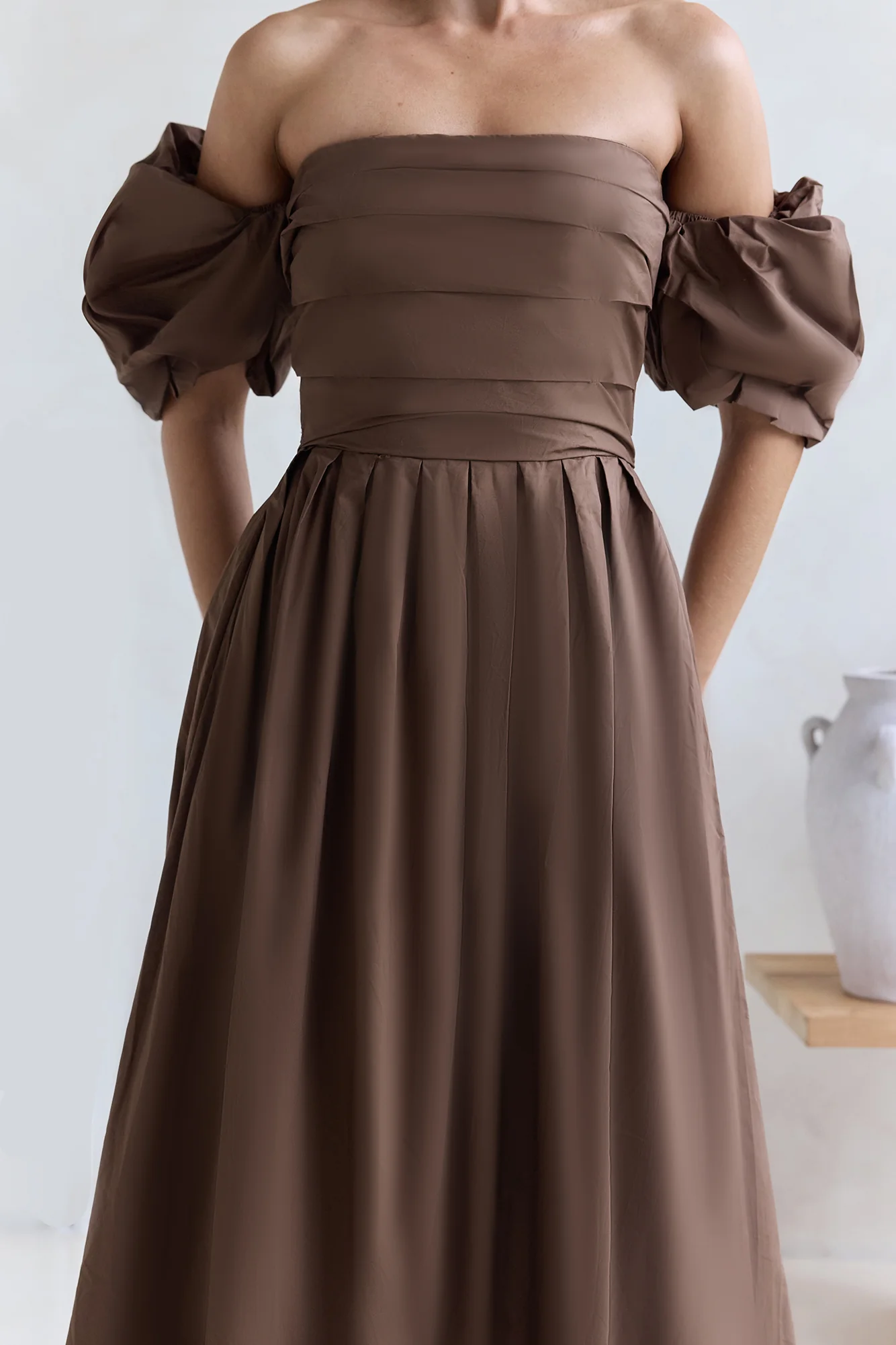 Bella Off-Shoulder Maxi Dress Chocolate