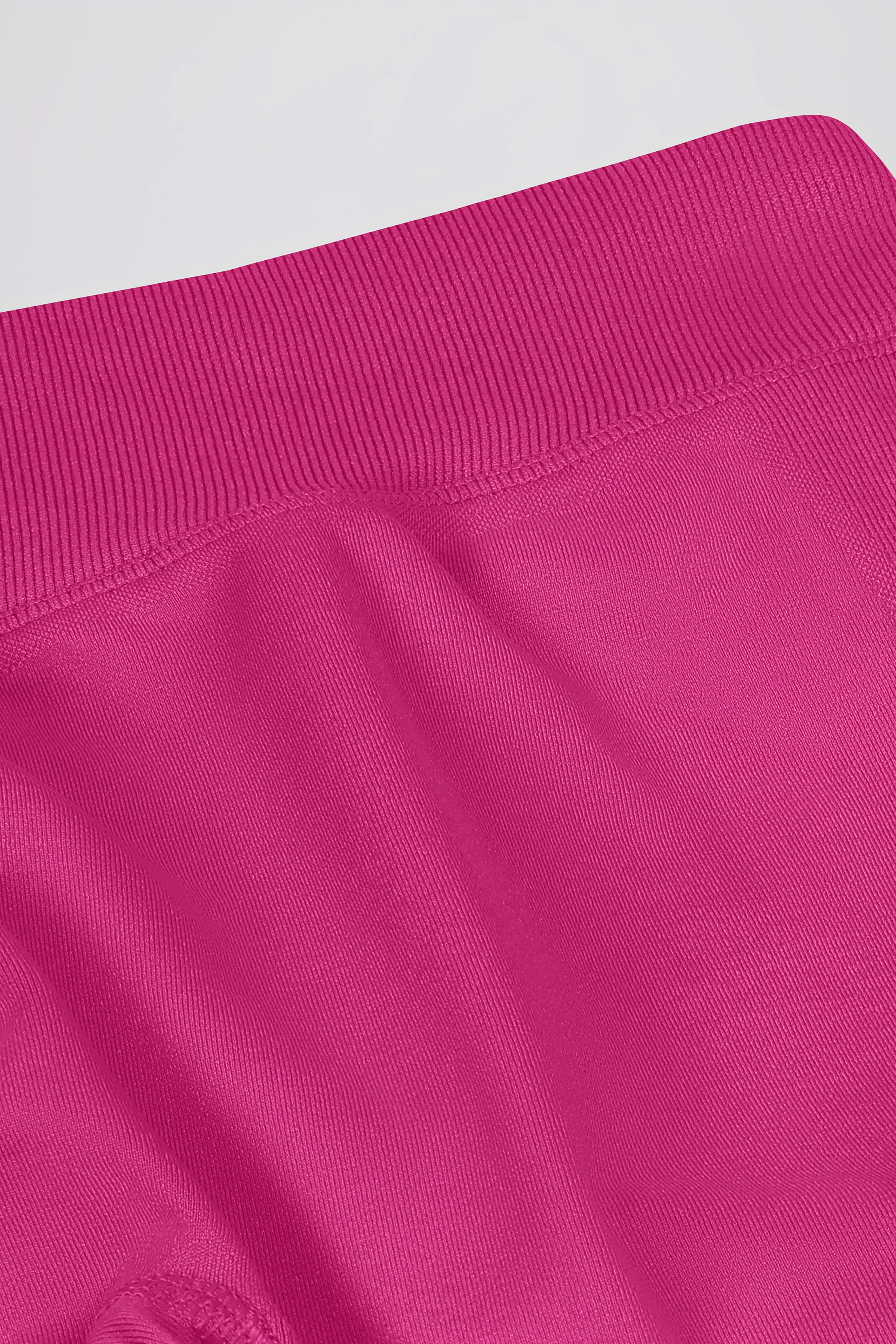 Define Luxe High-Waist Leggings in Berry