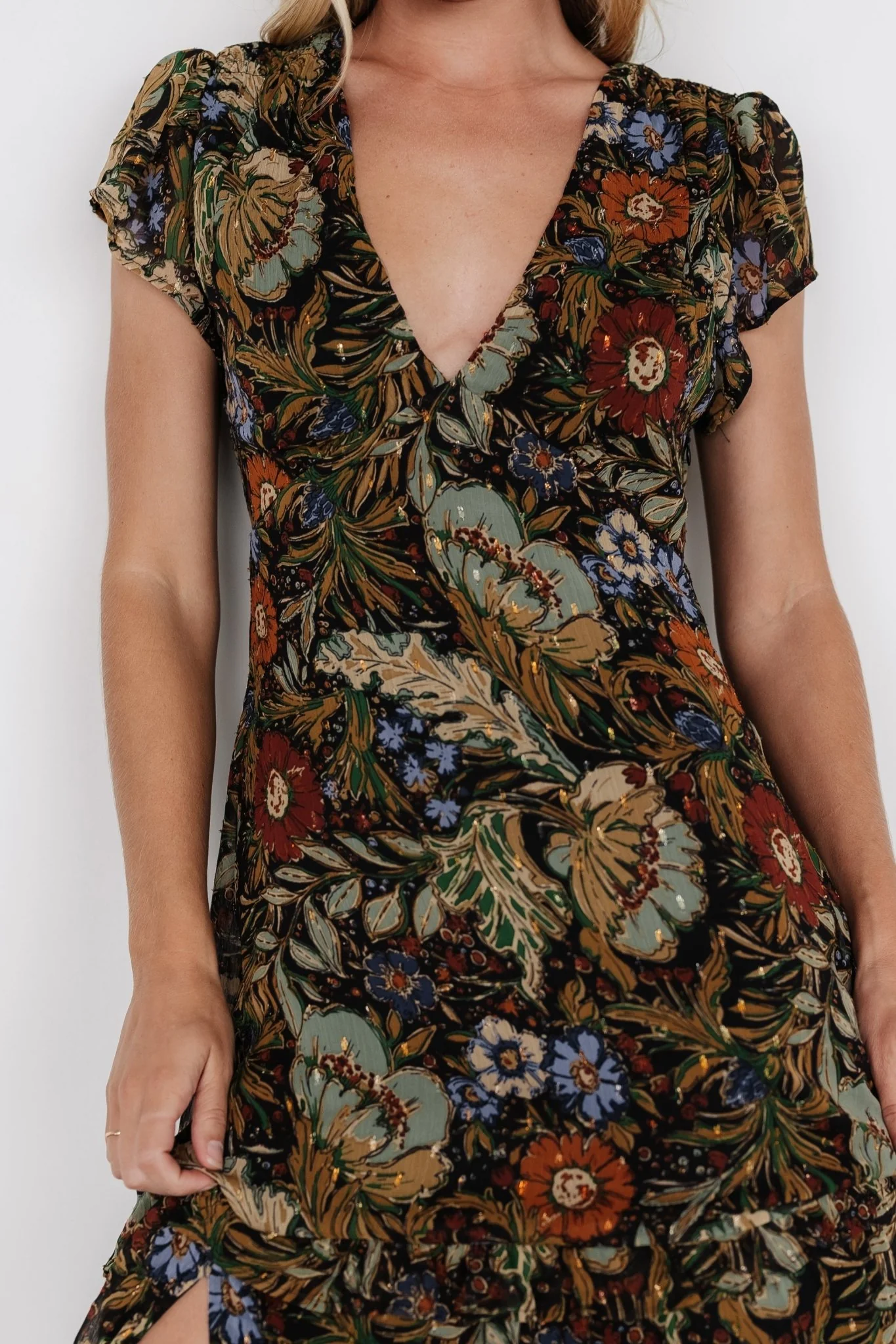 Riverwood Deep V Maxi Dress | Multi Floral - luluinthesky