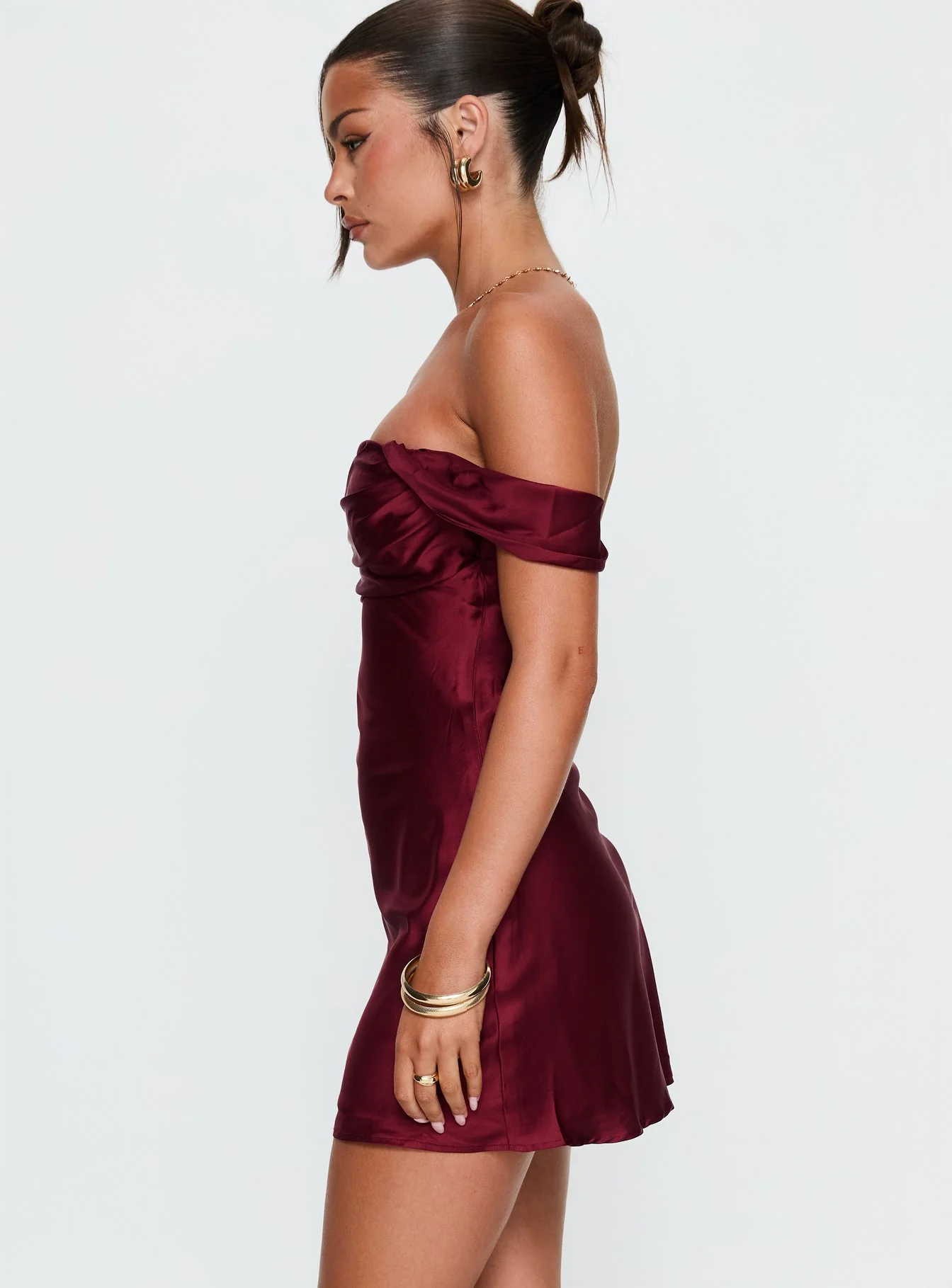Zabbarra Off The Shoulder Mini Dress Burgundy - luluinthesky