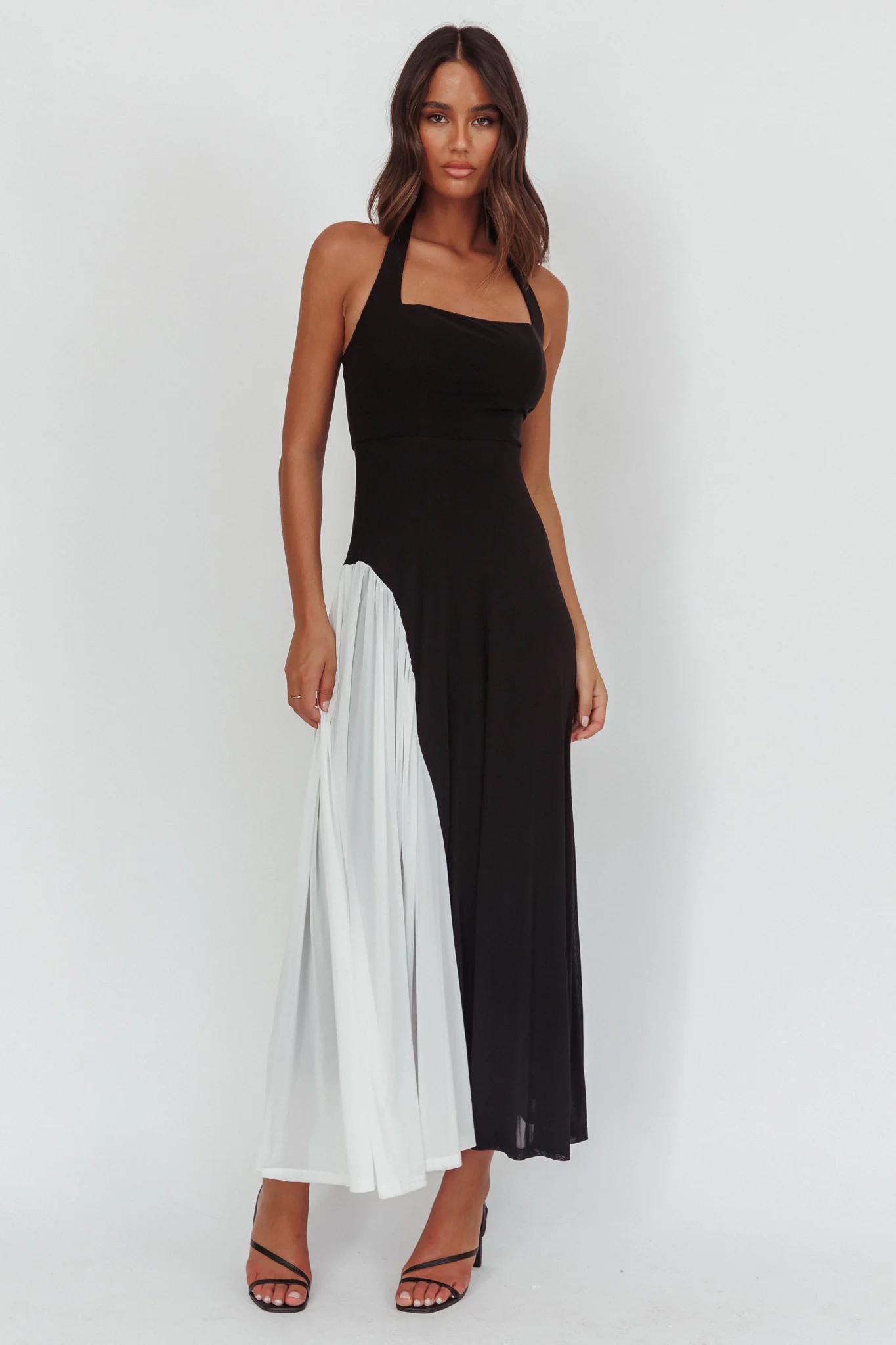 Lira Contrast Halter Maxi Dress Black/White