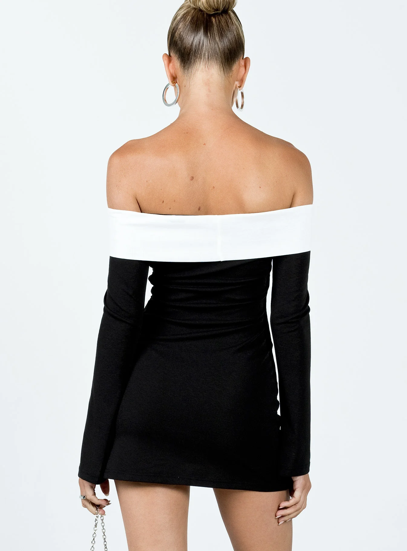 Anya Long Sleeve Off Shoulder Mini Dress Black / White