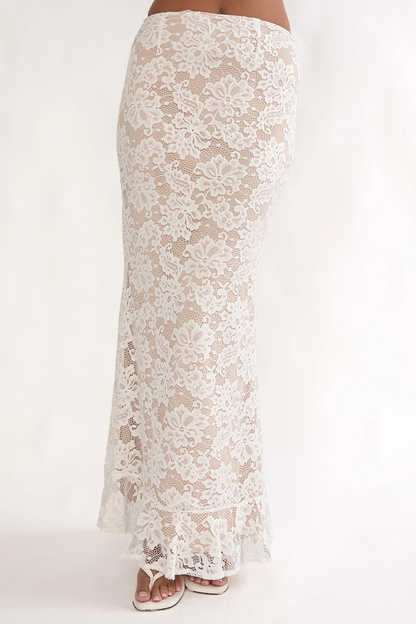 Kelina Ruffle Hem Lace Maxi Skirt White