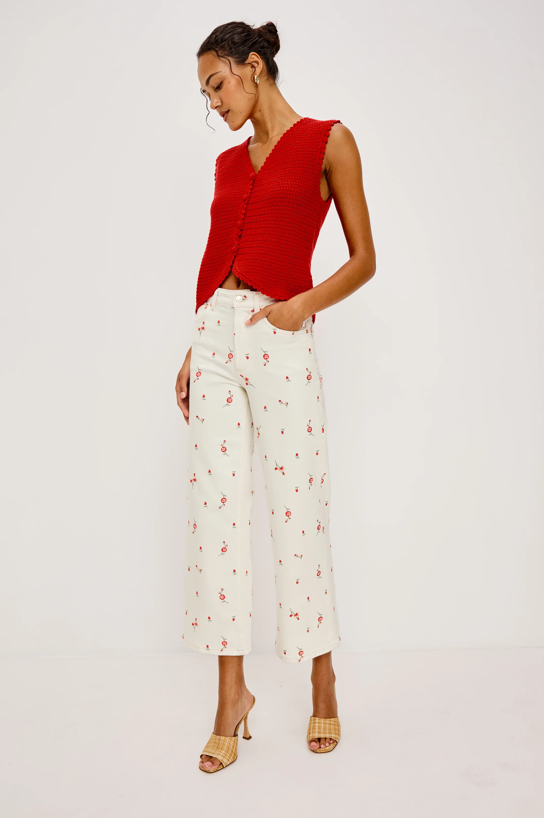 Calypso Vest - Scarlet