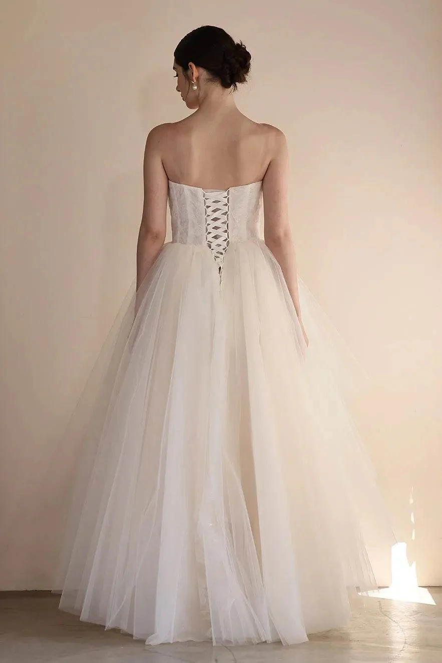 A-Line Floor Length Lace Tulle Wedding Dress CW3554