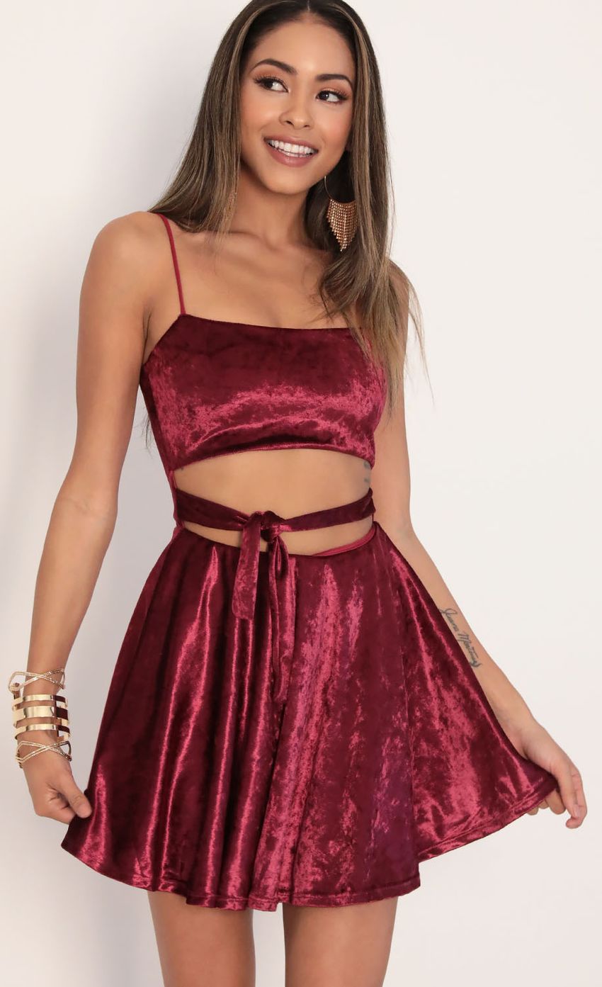 Perrie Velvet A-line Dress in Merlot