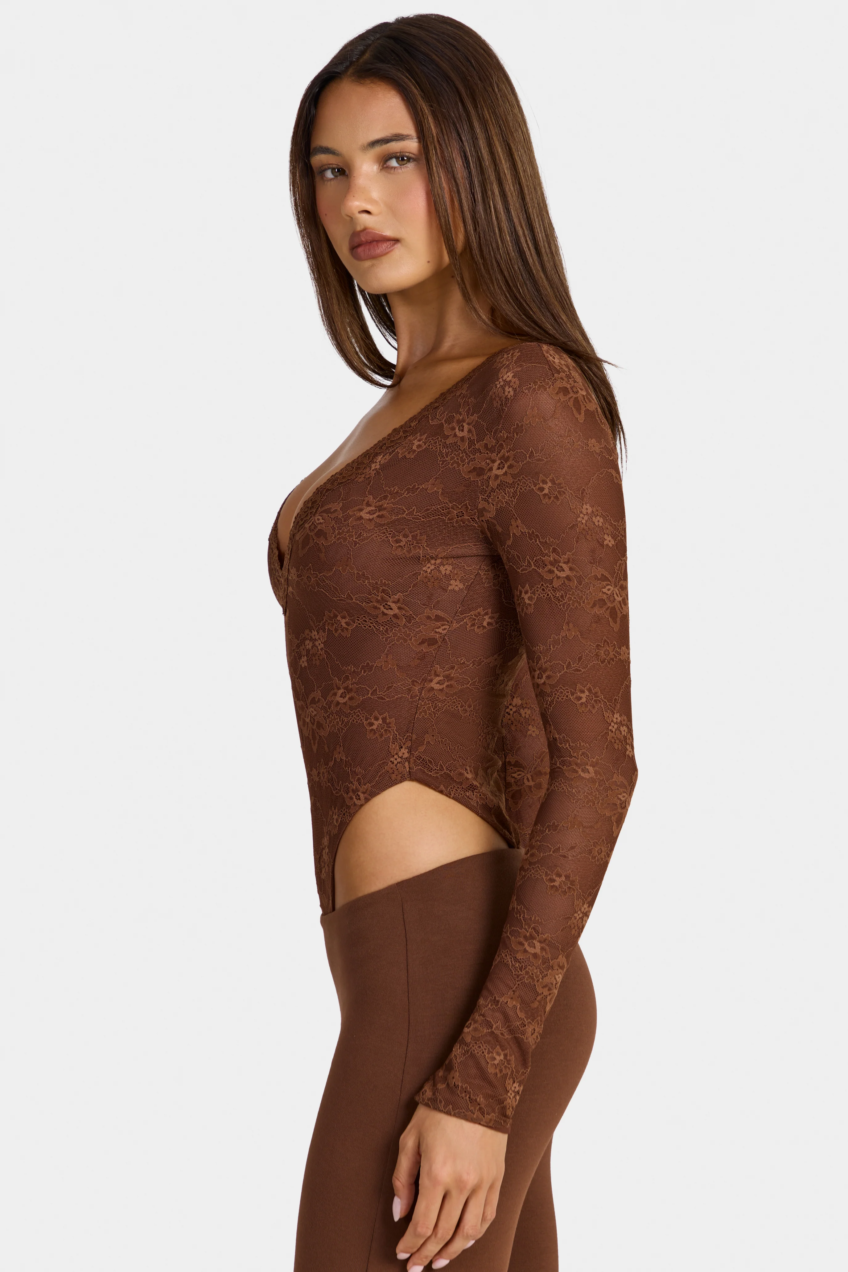 Lace Long-Sleeve Bodysuit in Cocoa Brown
