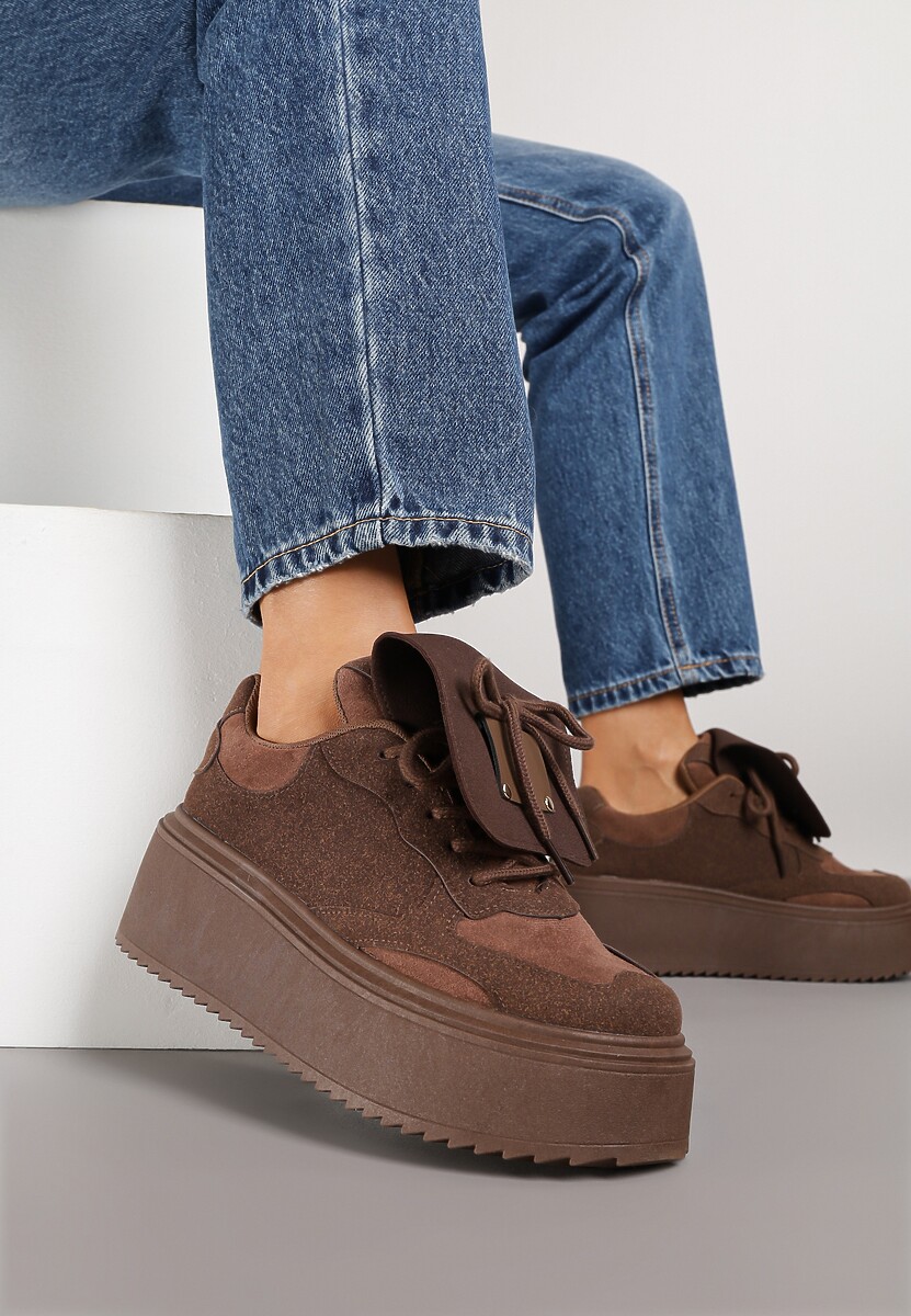 Brązowe Sneakersy Ozdobione Kokardą i Wywiniętym Językiem Ivalione