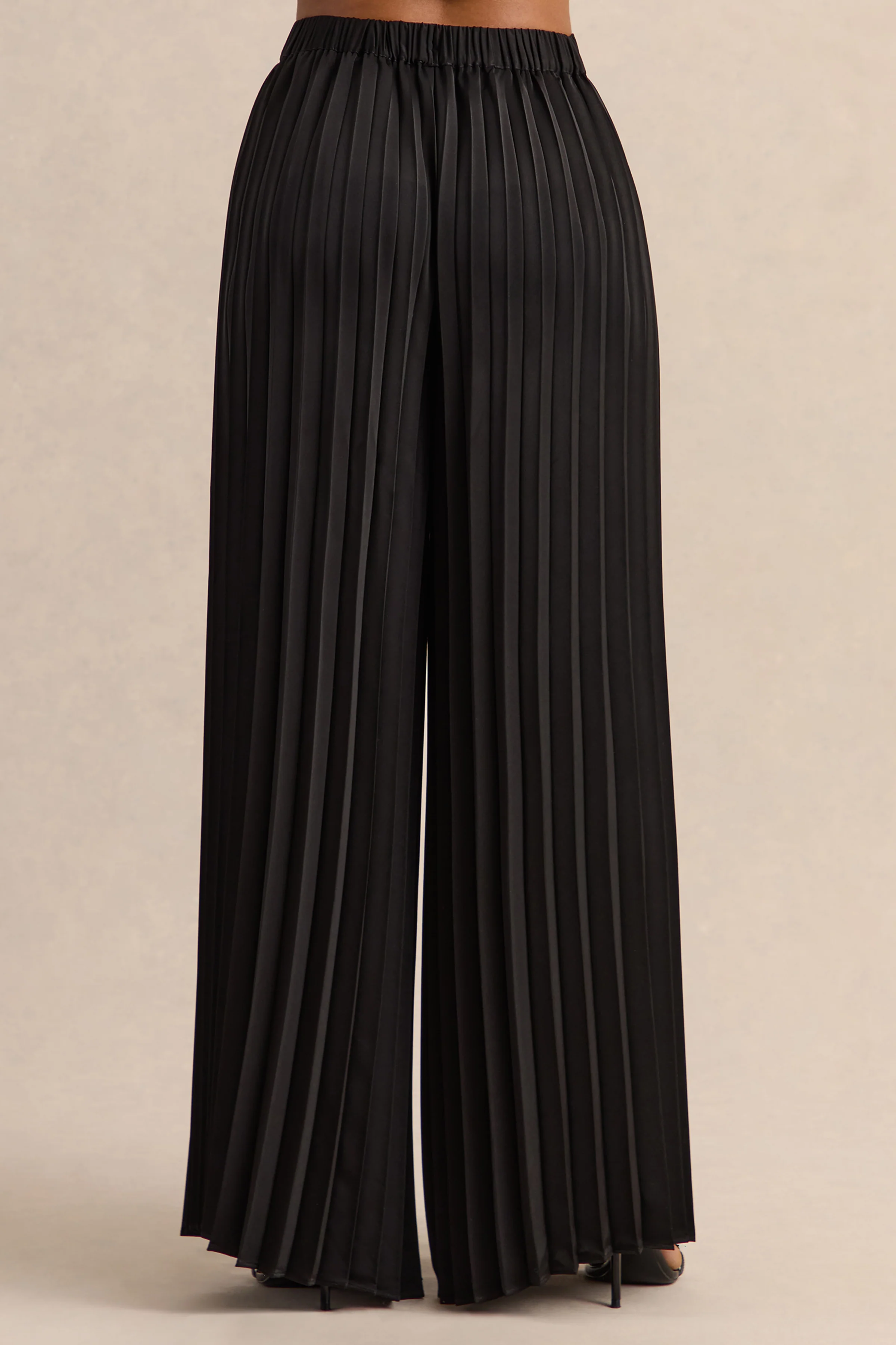 Lerenza | Black Satin Wide-Leg Pleated Trousers