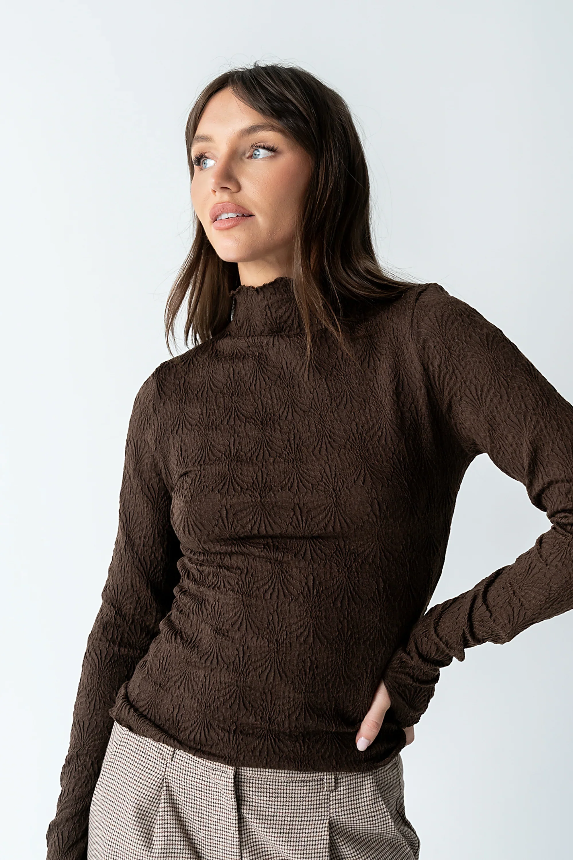 Benny Textured Top in Brown