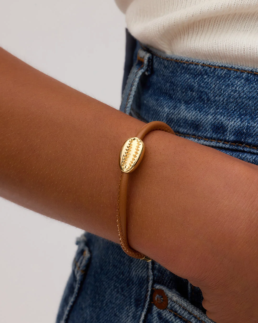 Brooks Cowrie Bracelet