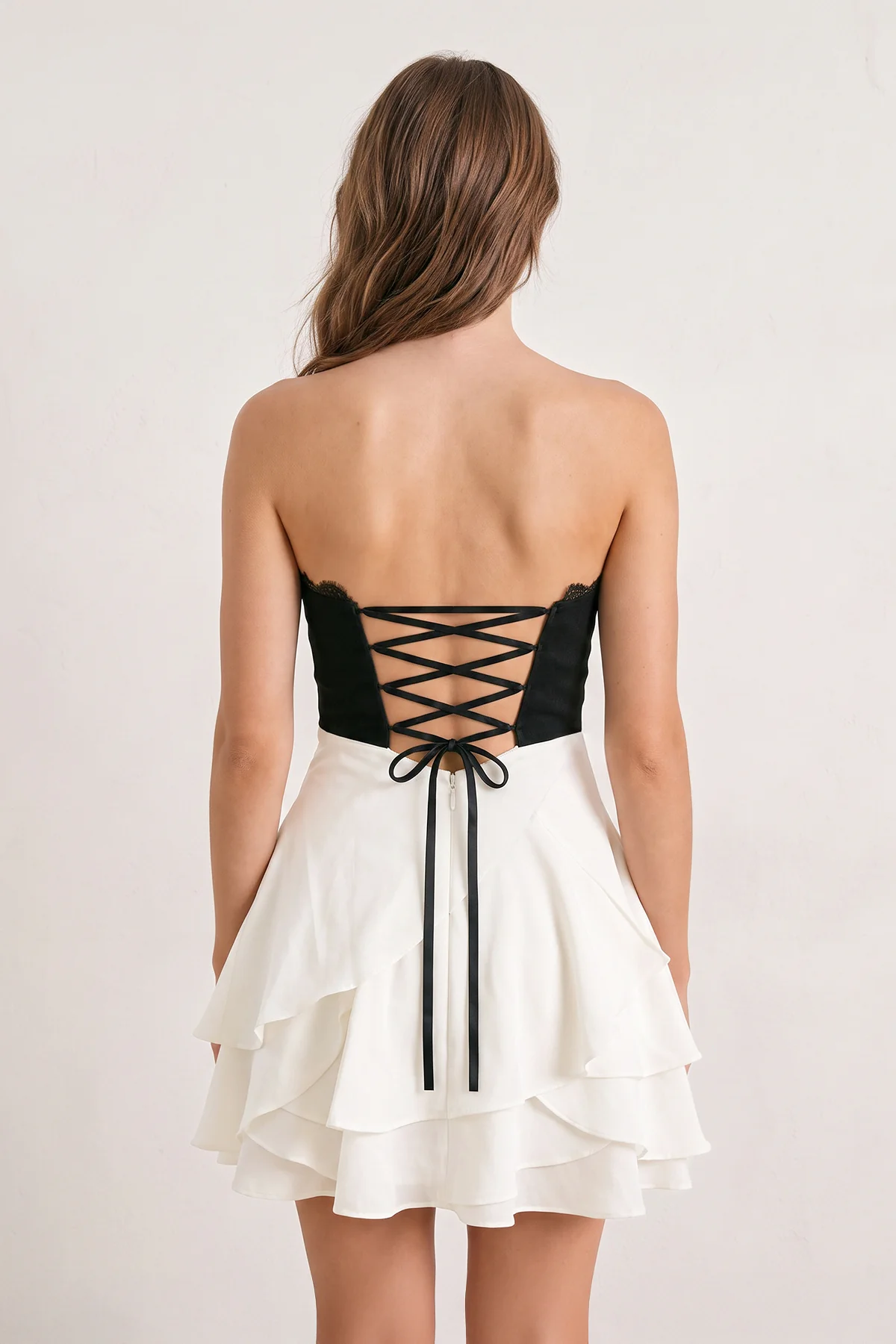White Black Sweetheart A-Line Ruffled Chiffon Homecoming Dress with Bow