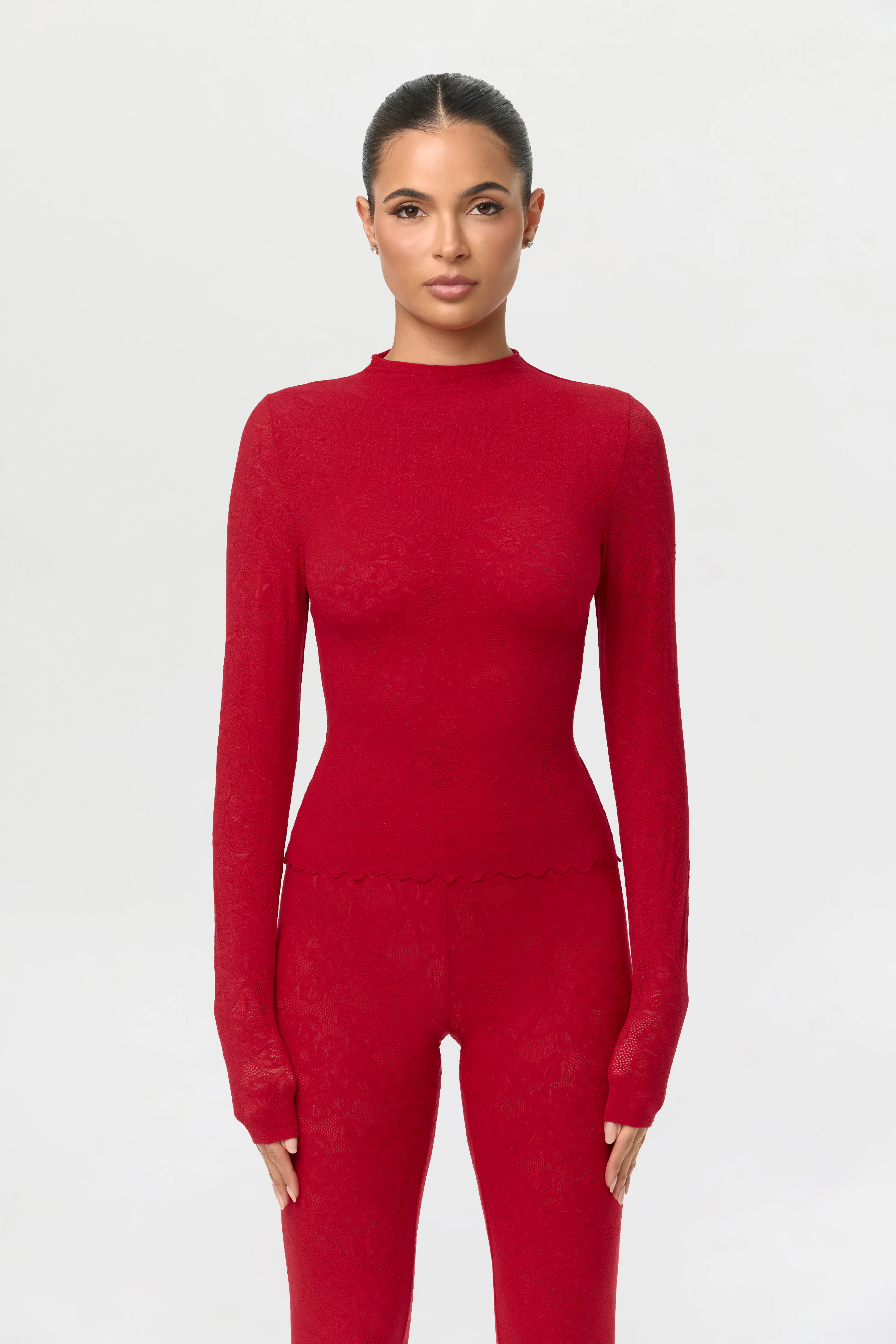 Stretch Lace Scallop Top