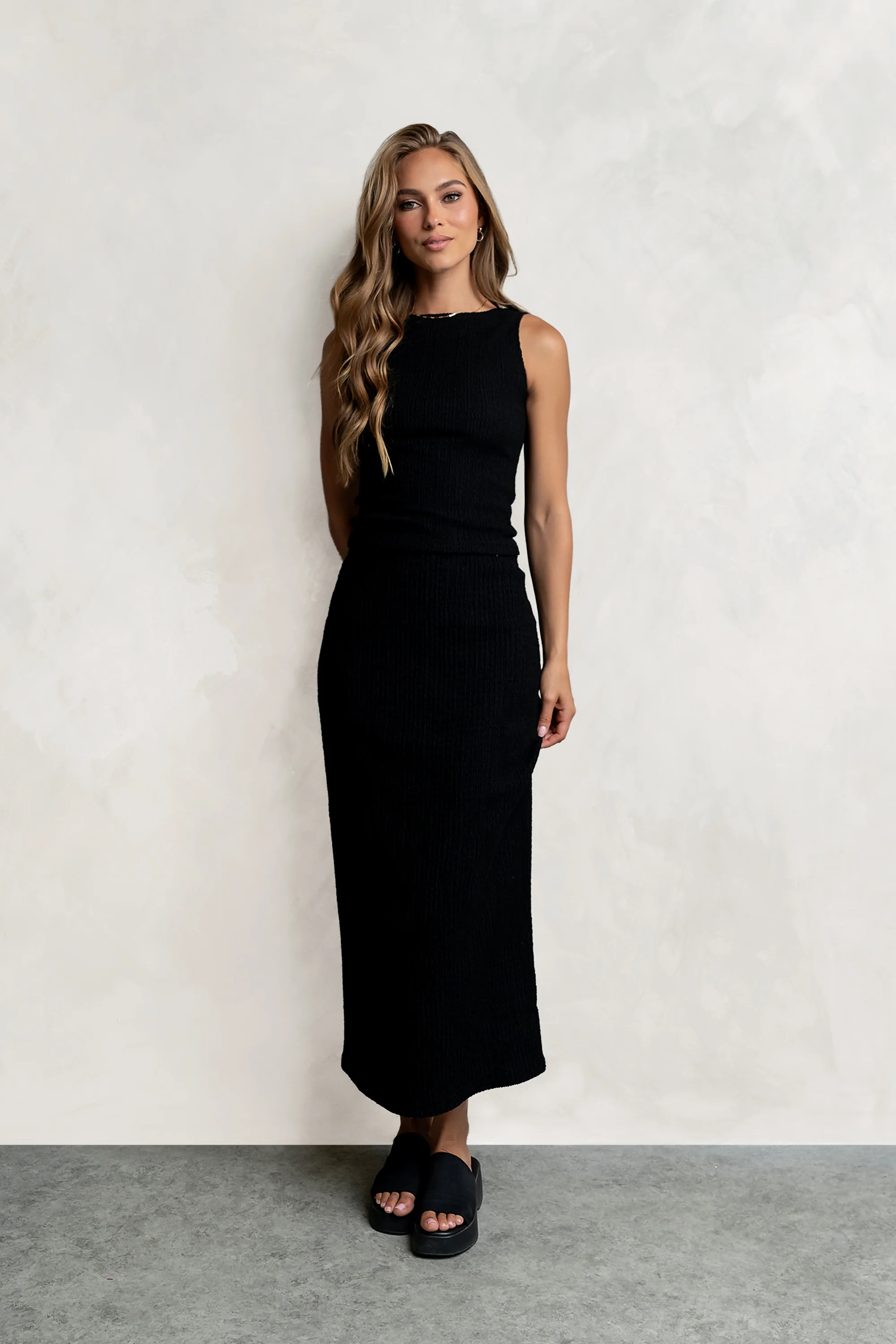 Opal Textured Skirt in Black