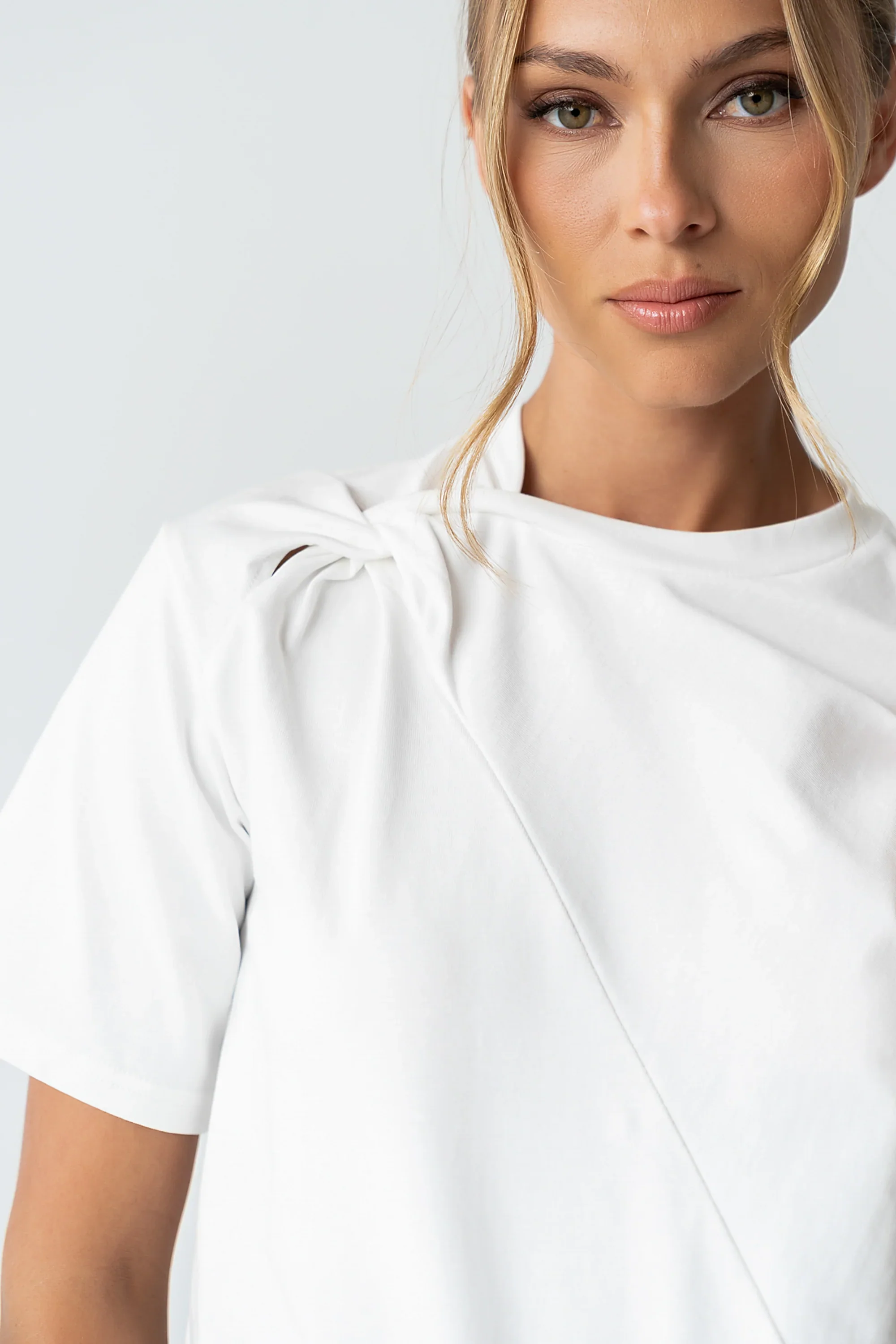 Buckley Knot Top in White