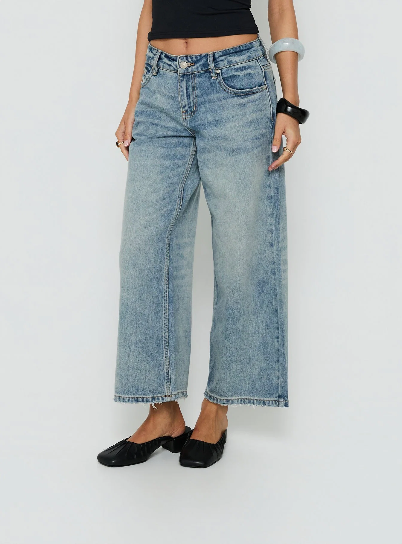 Sooki Low Rise Cropped Jeans Light Vintage Blue - FASHION NOB