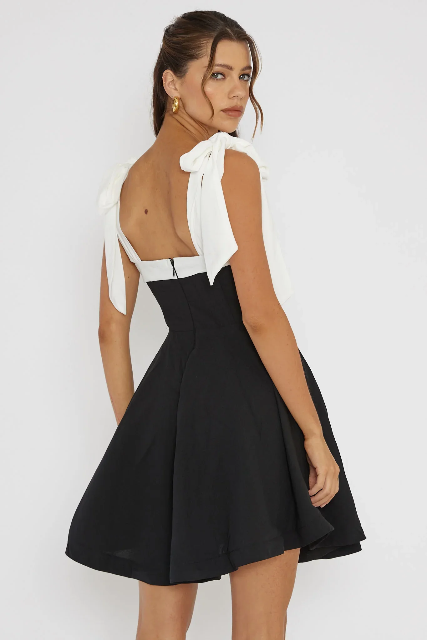 Jeanie Bow Shoulder Mini Dress Black