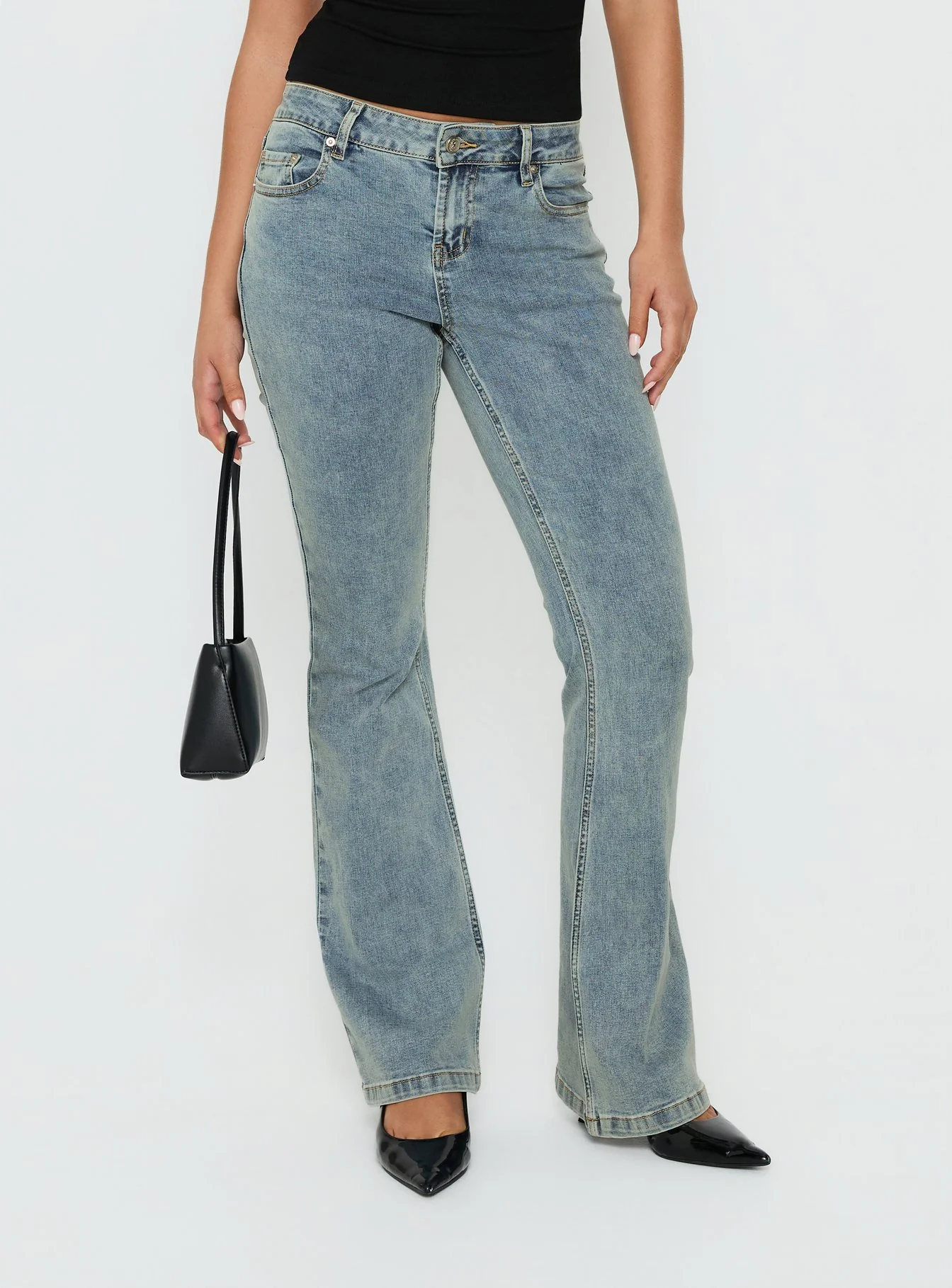 Bethany Low Rise Bootleg Jeans Ice Wash