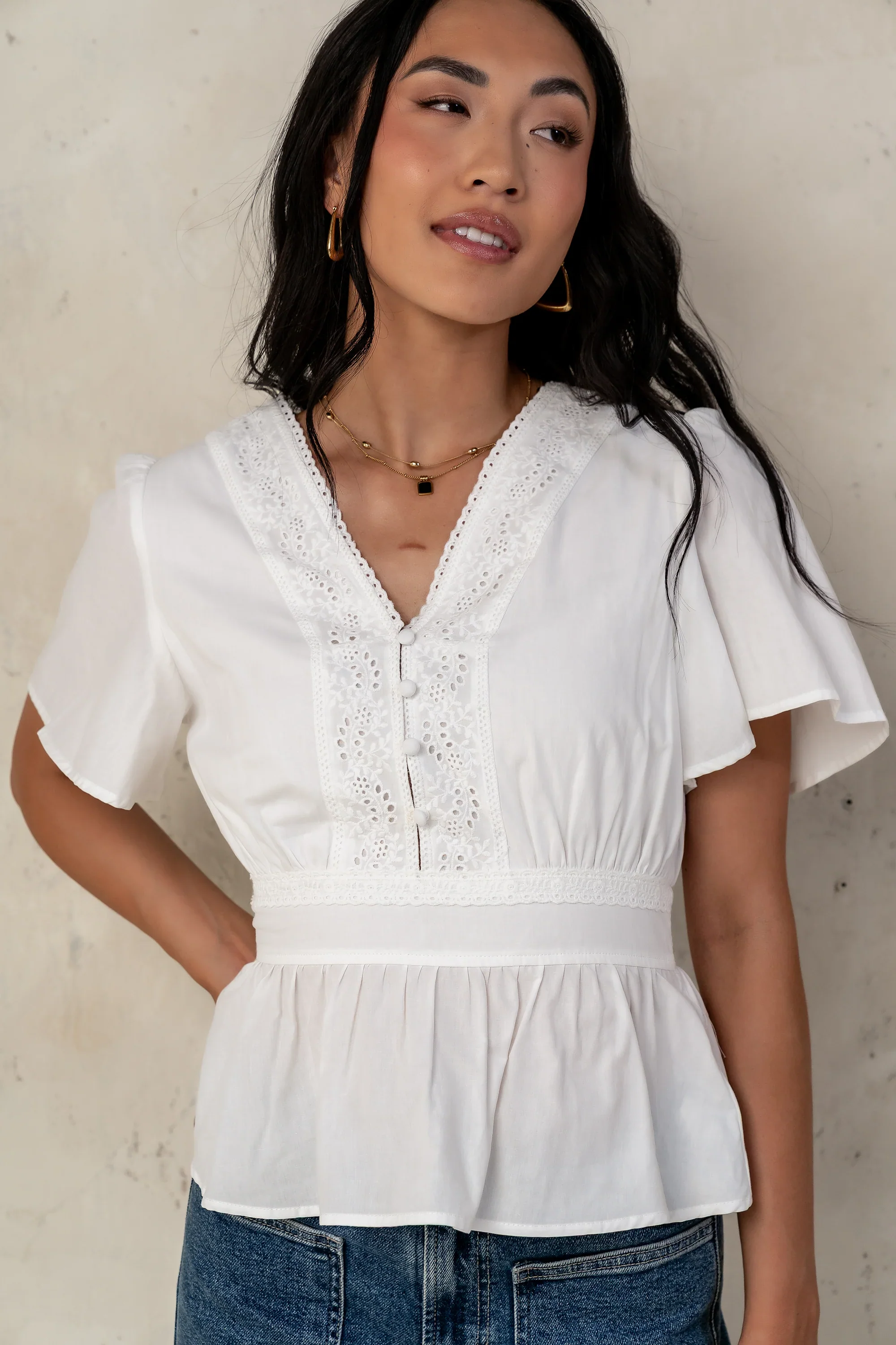 Neo Embroidered Blouse in Ivory