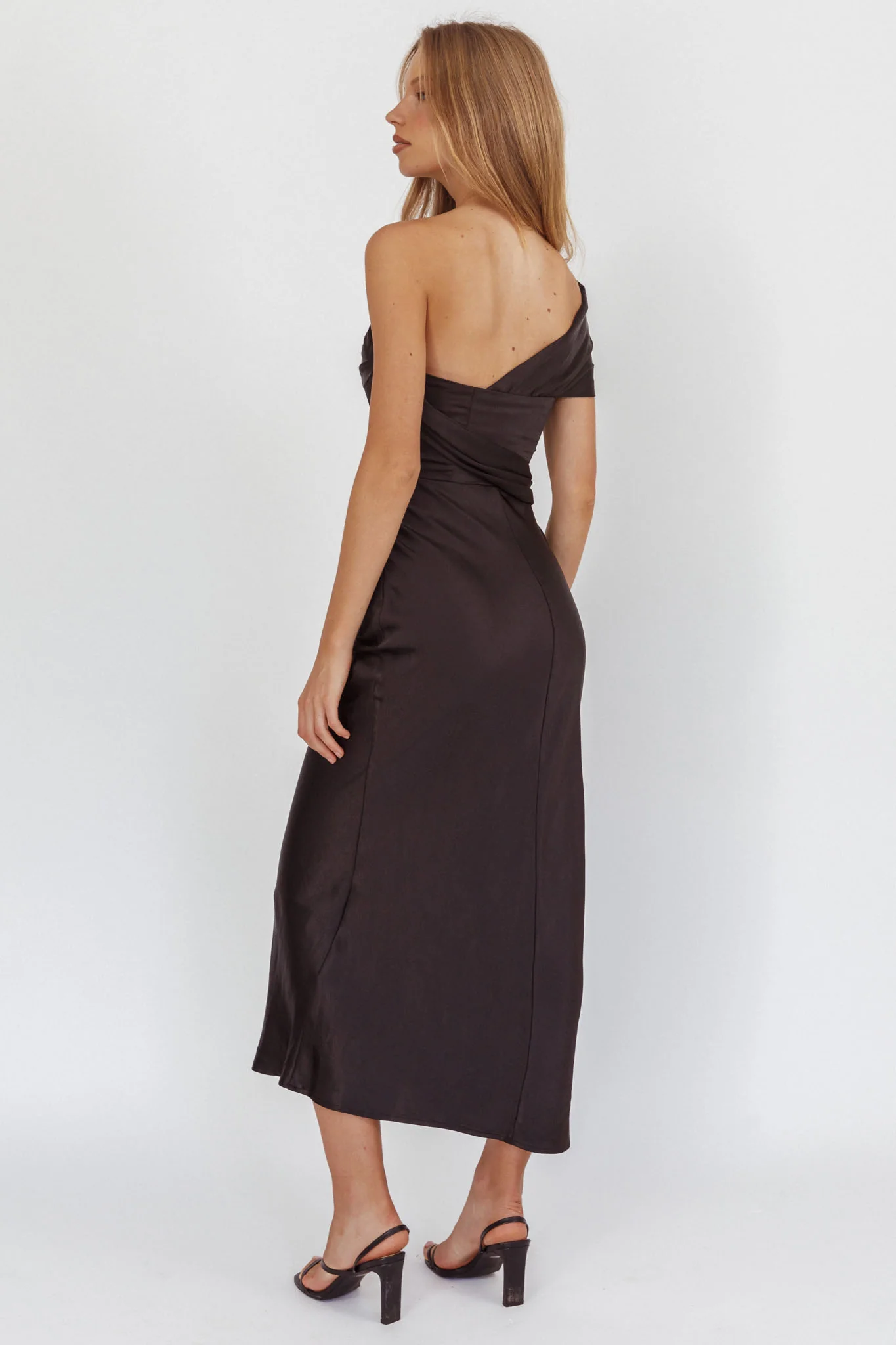 Guinevere One-Shoulder Waist Sash Maxi Dress Black