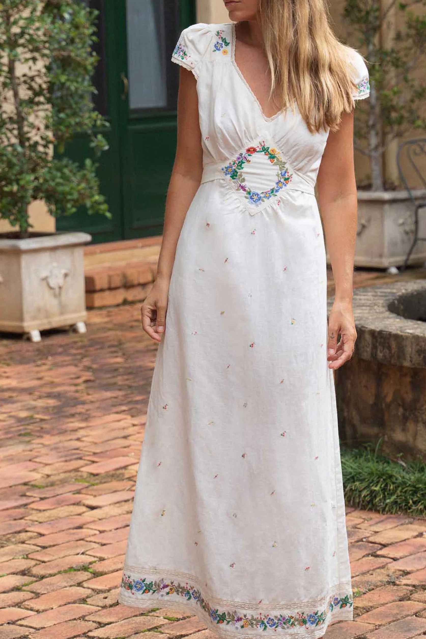 carey - meadow embroidery ivory