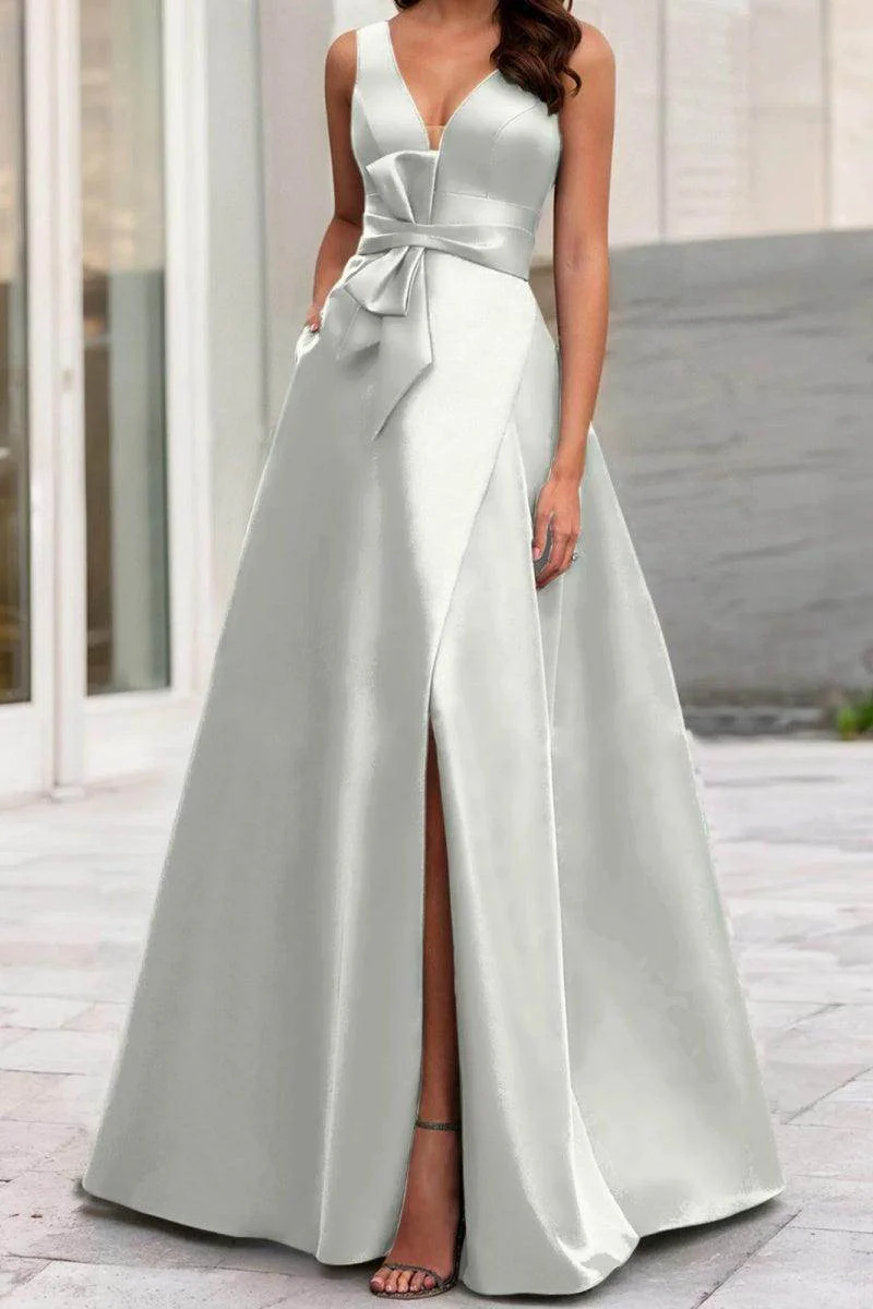 A Line V Neck Sleeveless Mother Of The Bride Dresses CM0341