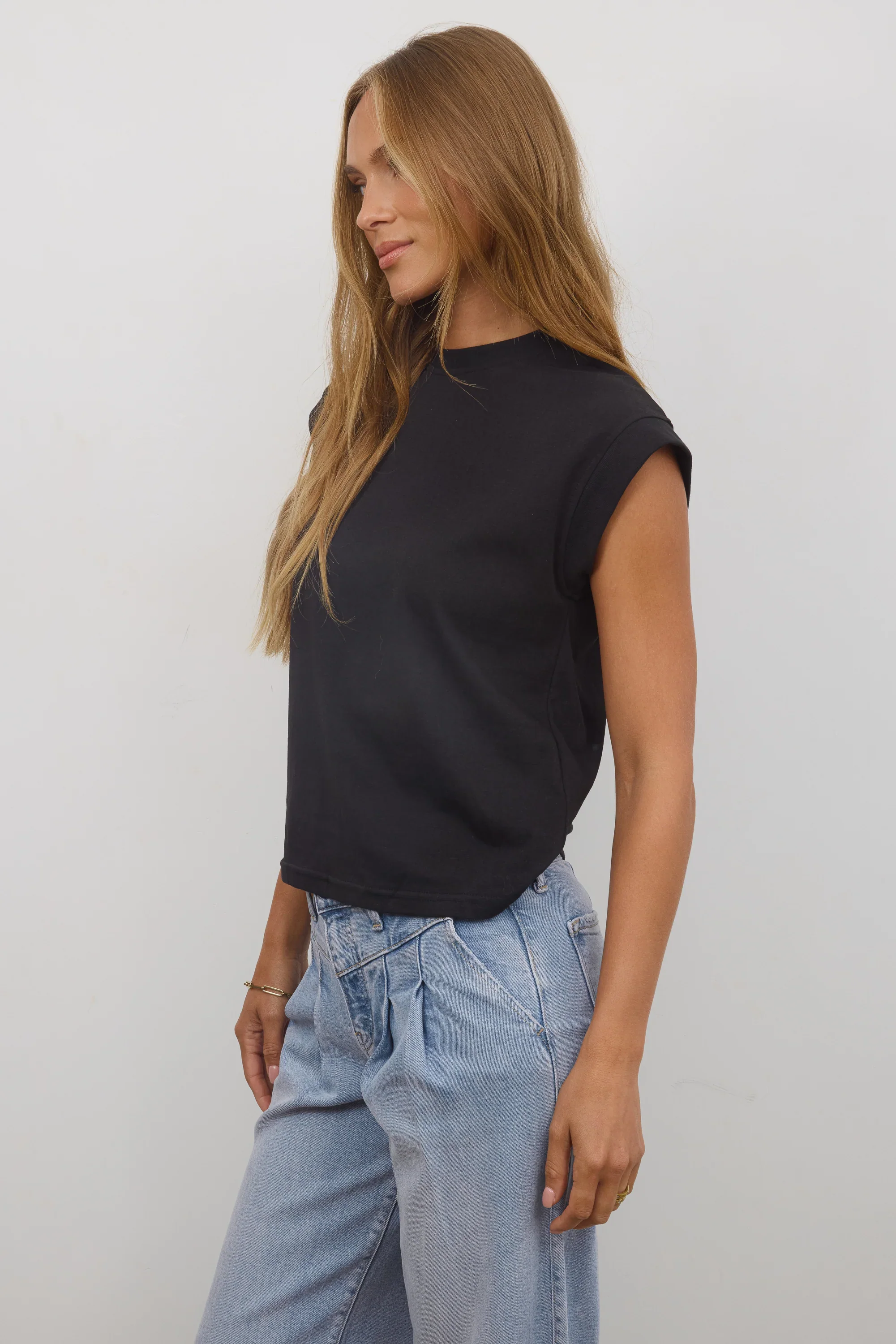 Arlo Top in Black