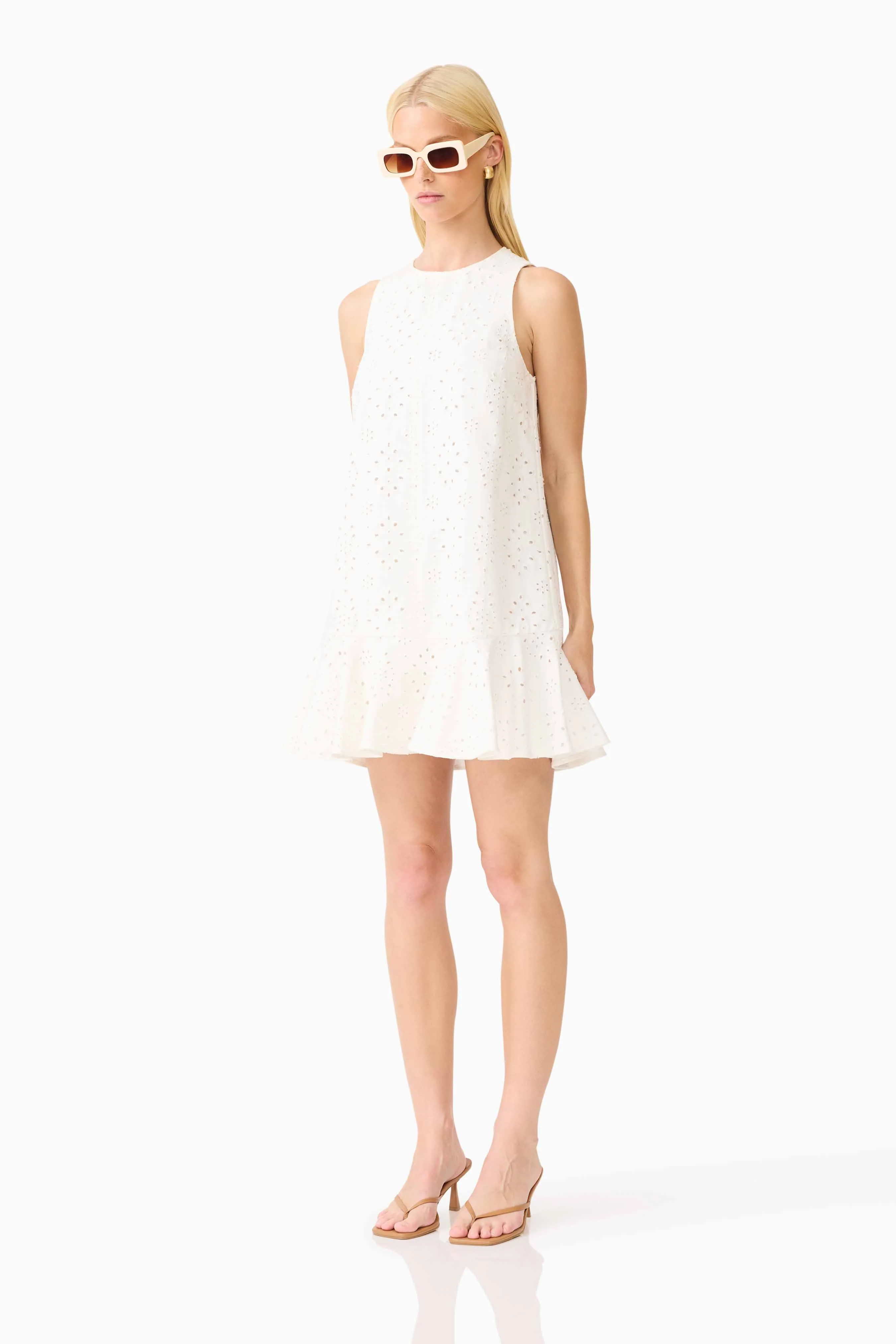 CURAAE Sierra Mini Shift Dress in White