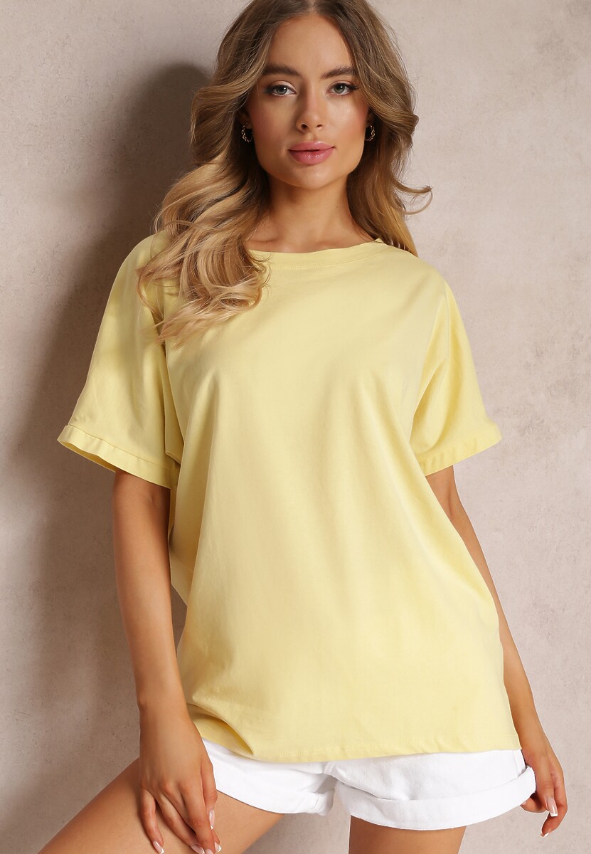 Czerwony Bawełniany T-shirt Oversize z Krótkim Rękawem i Dłuższym Tyłem Zanimara