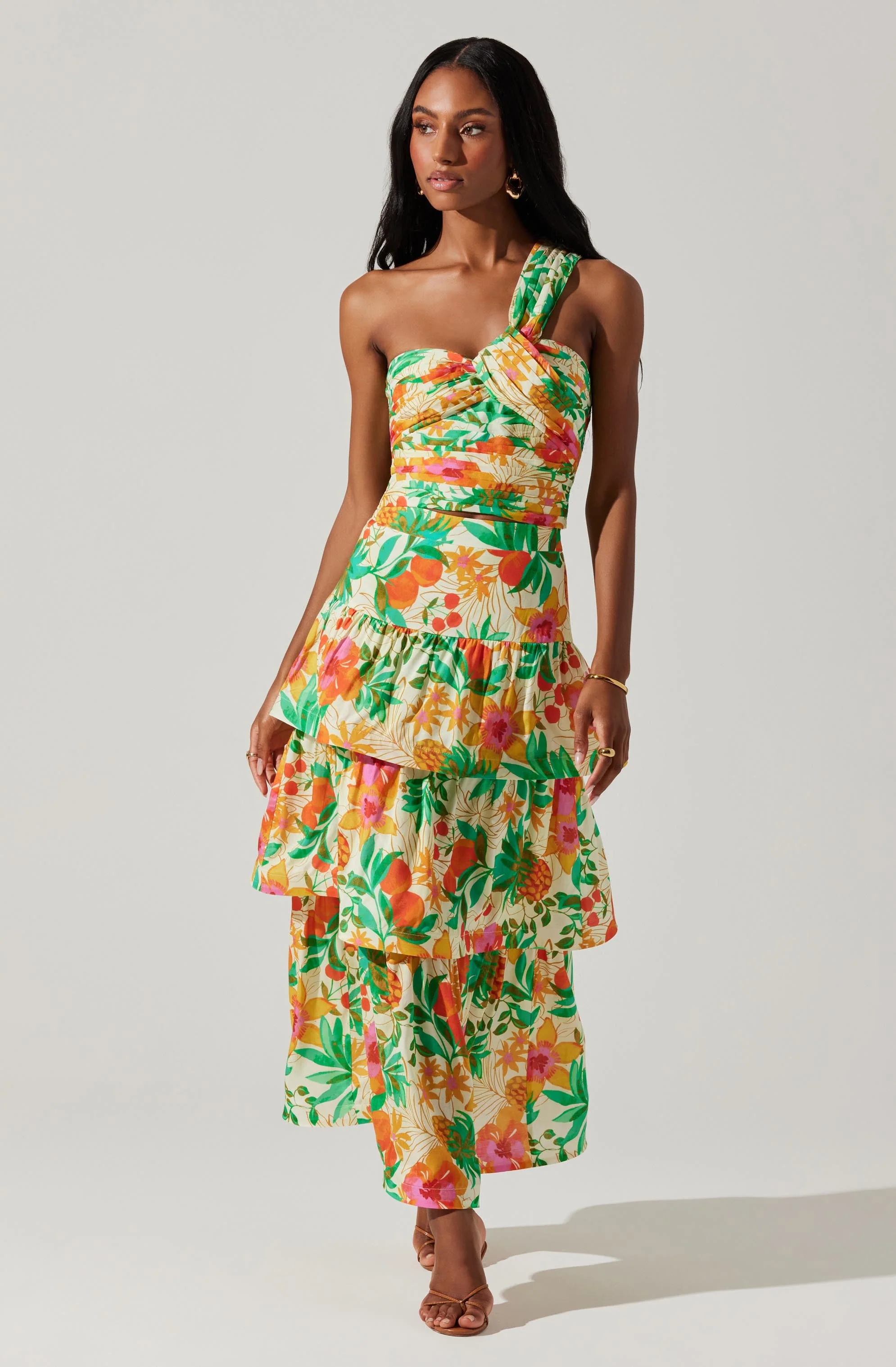 Daya One-Shoulder Crop Top