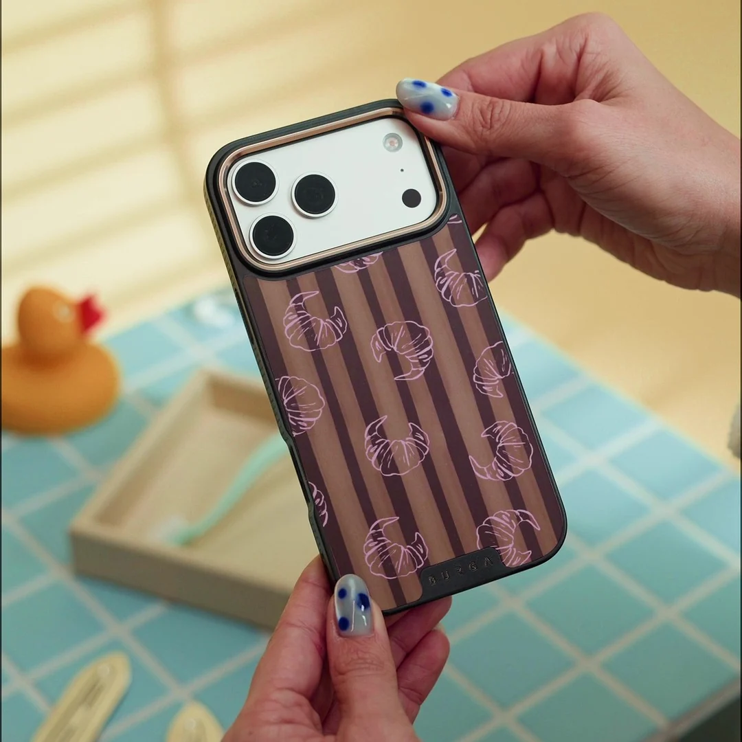 Girl Dinner - iPhone 11 Pro Max ケース