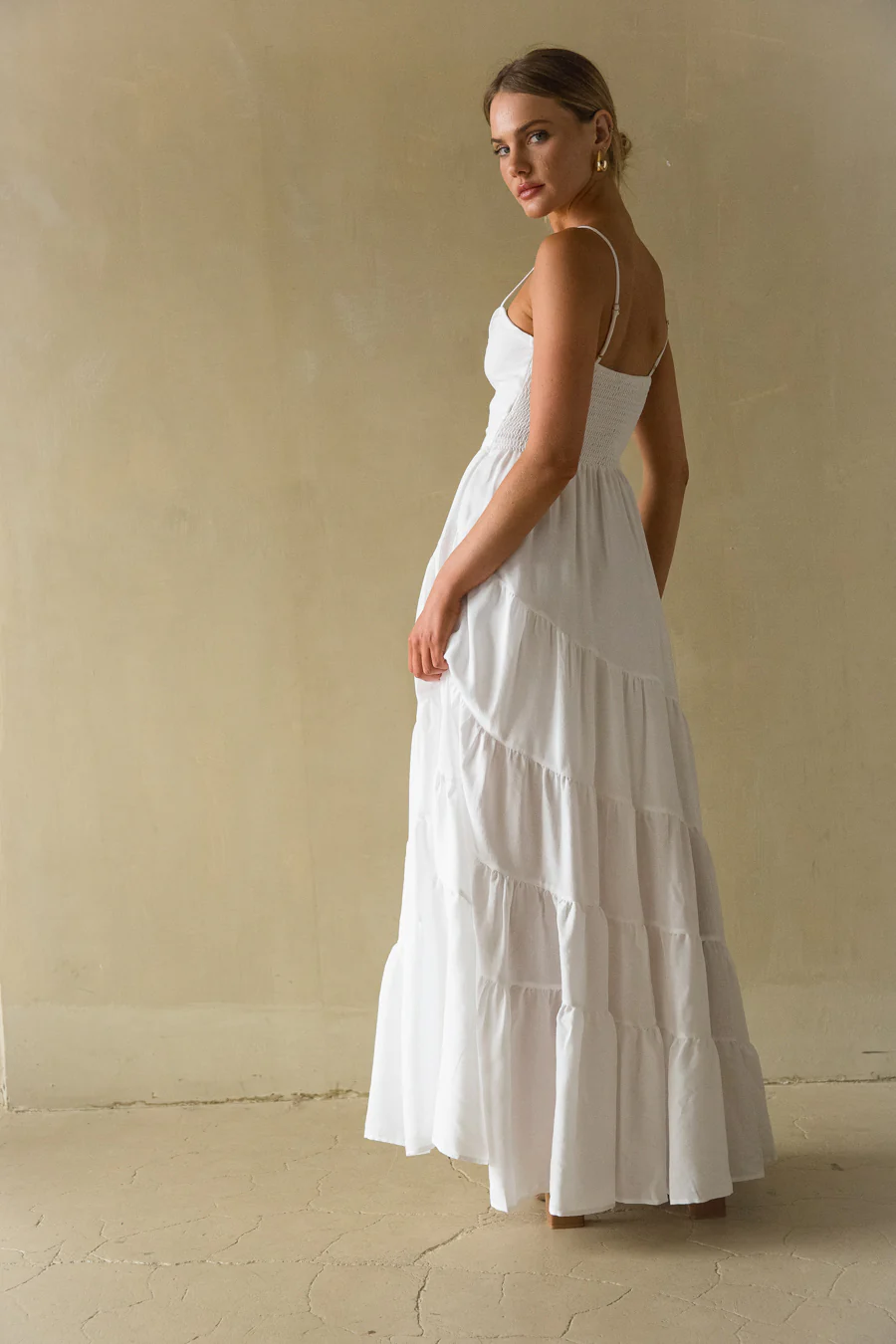 Donna Twist Front Maxi Dress - luluinthesky
